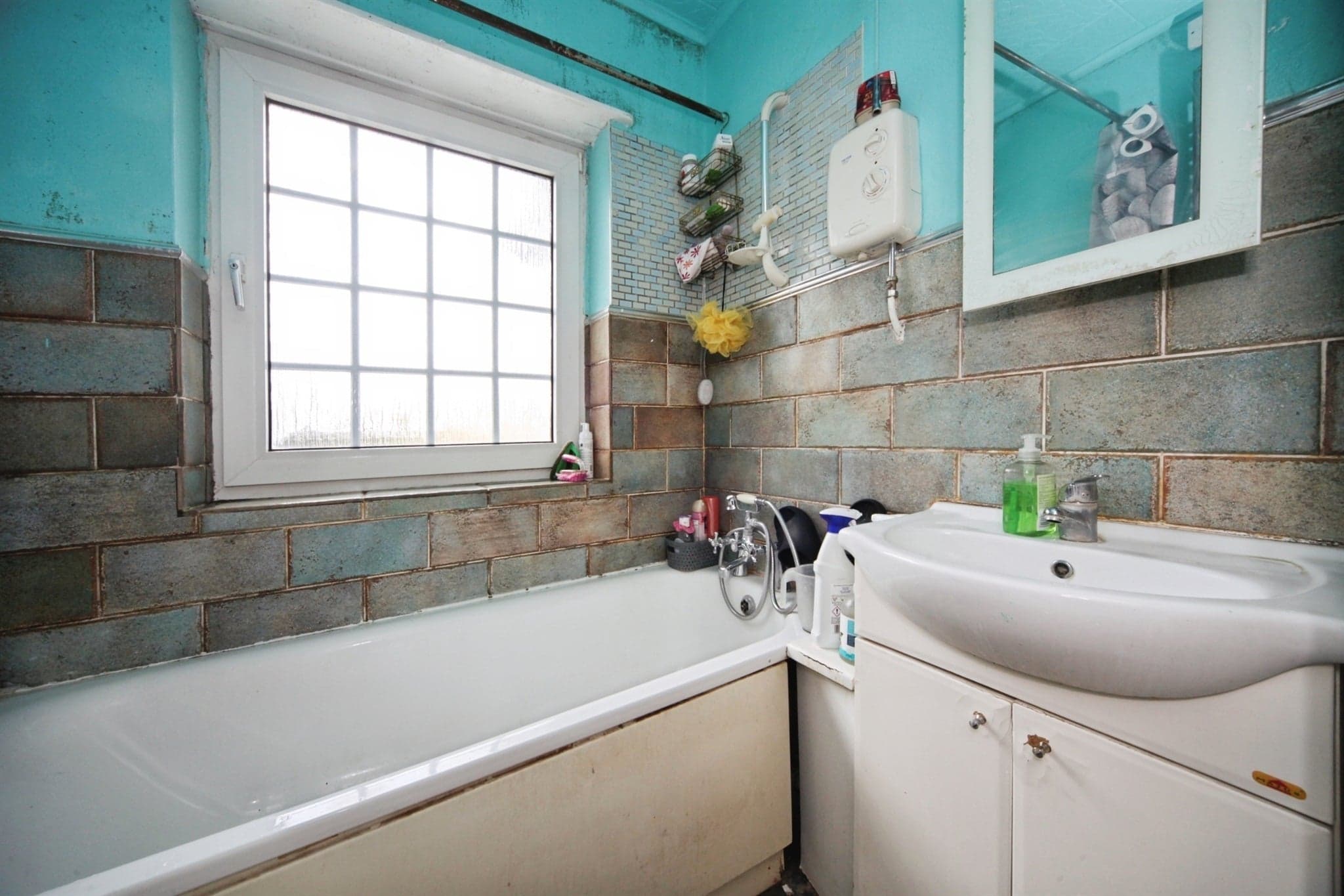 Property at Limbury Road, Luton