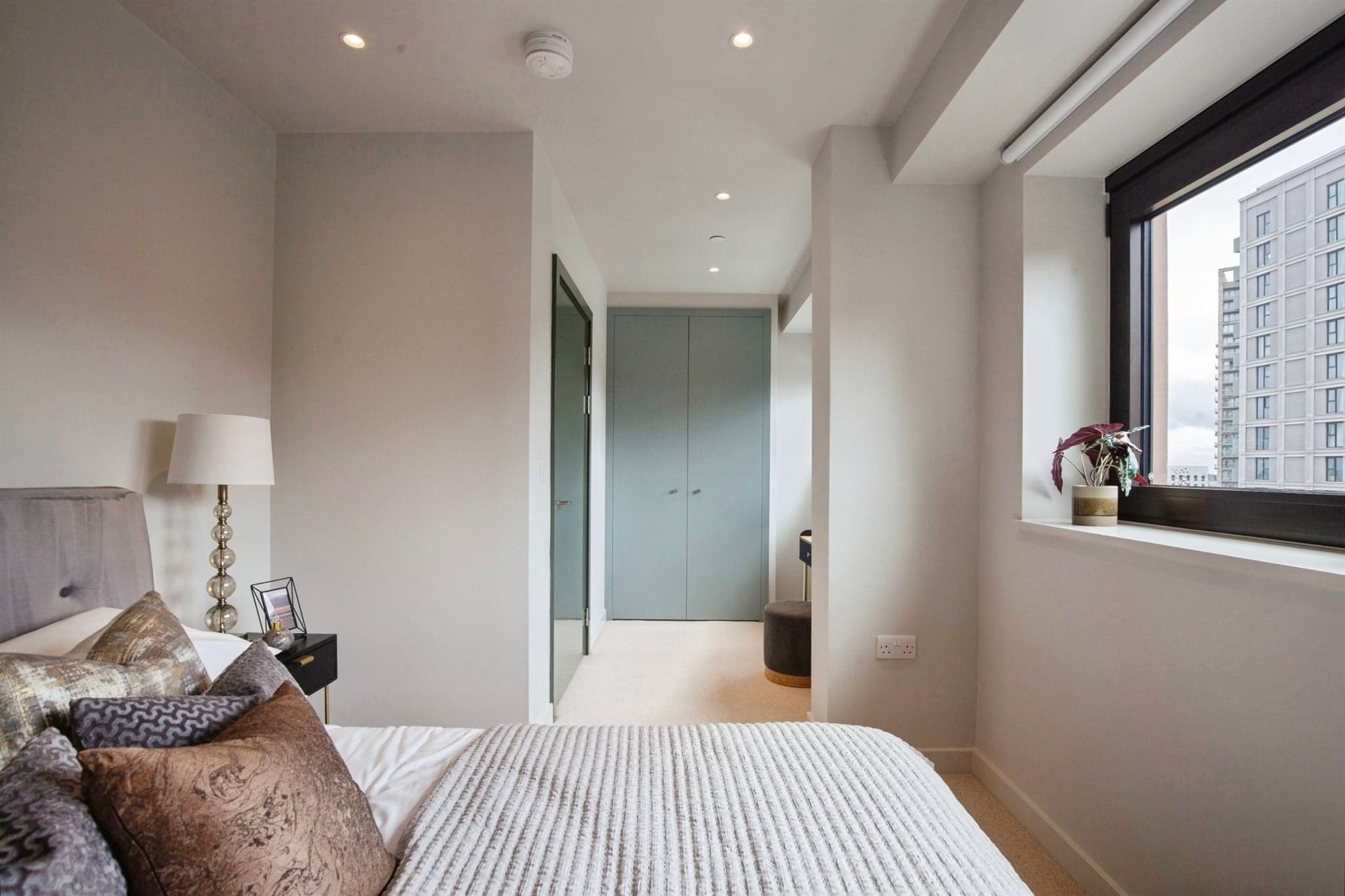 Property at 17 Rutherford Way, Wembley Park, Ha9, Wembley