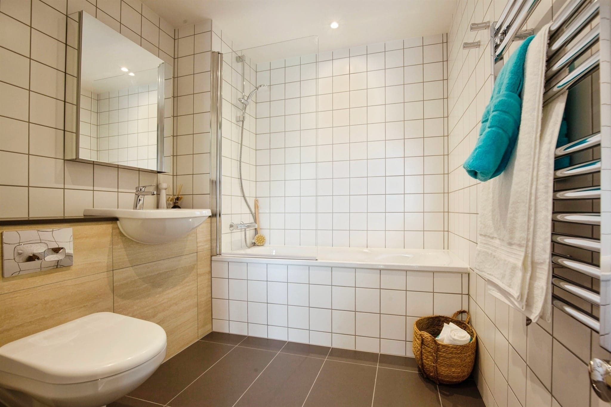 Property at 17 Rutherford Way, Wembley Park, Ha9, Wembley