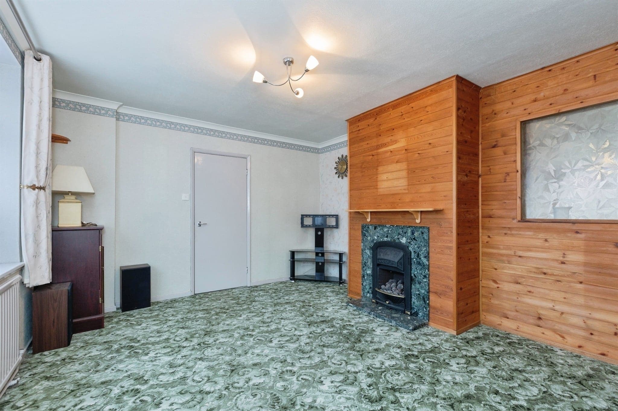 Property at Spinney Avenue, Countesthorpe, Leicester