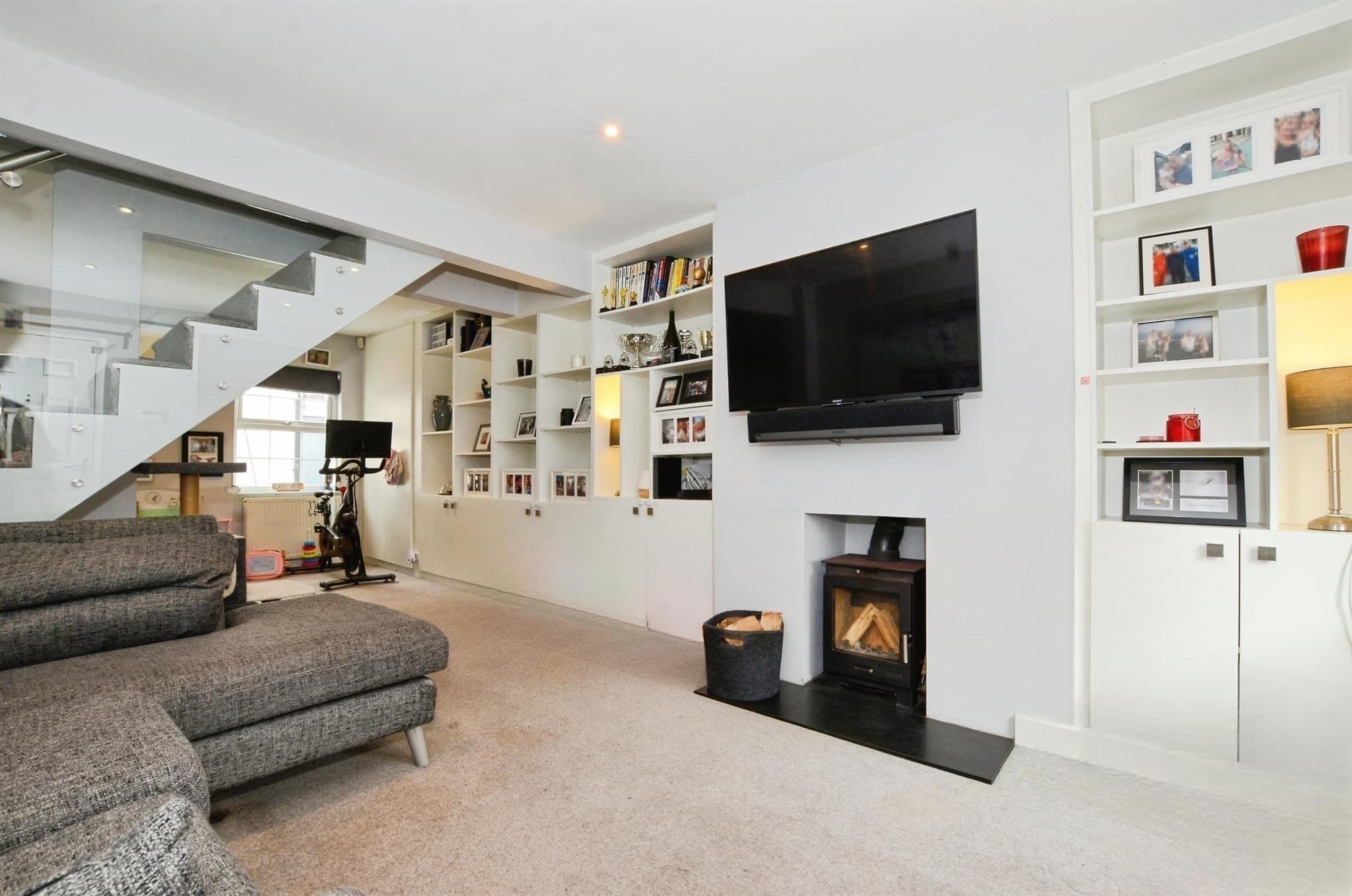 Property at Summer Street, Slip End, Luton