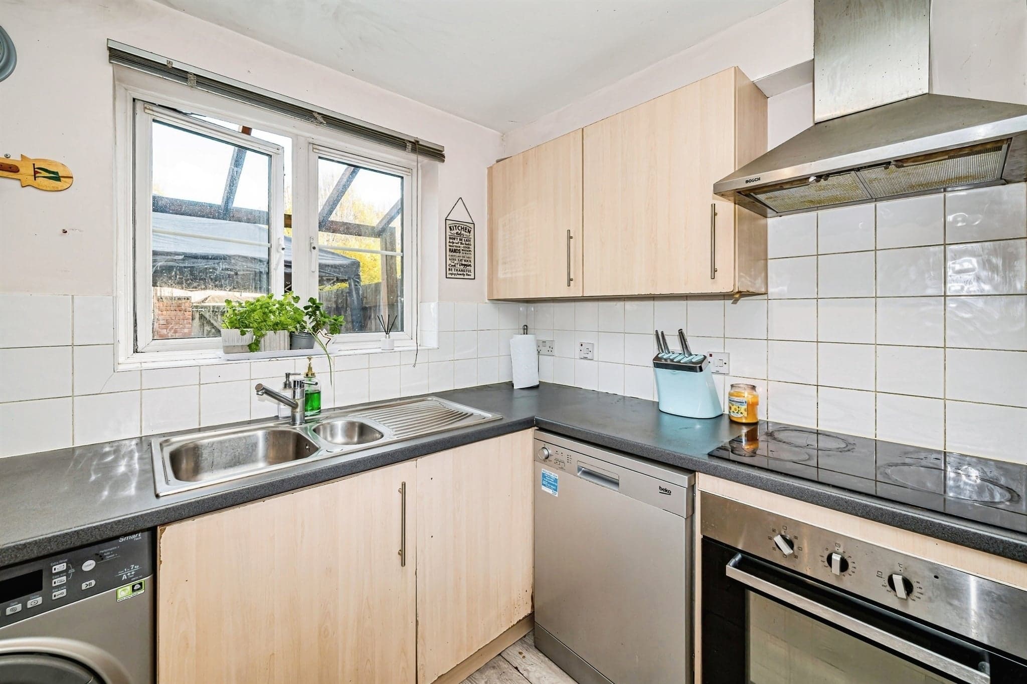 Property at Lowe Gardens, Aylesbury