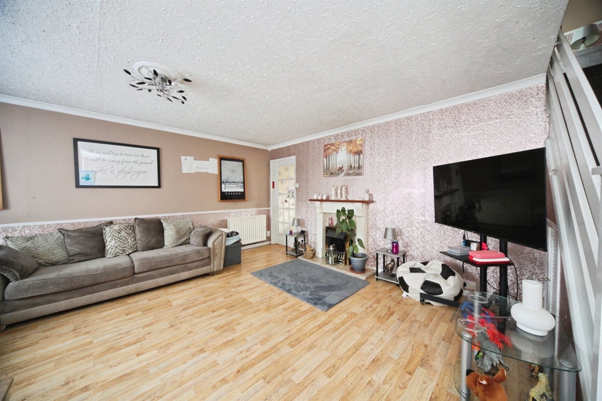 Property at Keymer Close, Luton