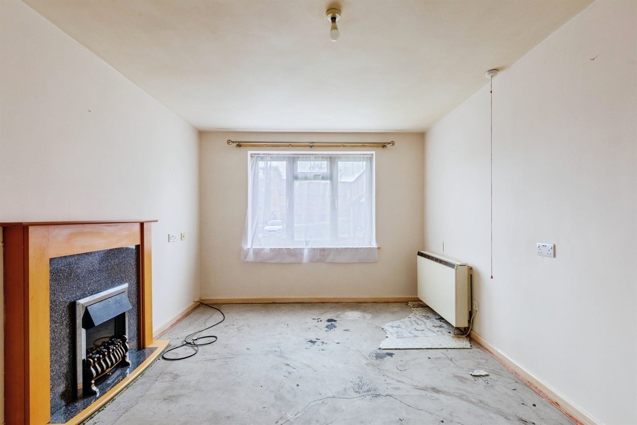 Property at Brentwood Gardens, Coventry