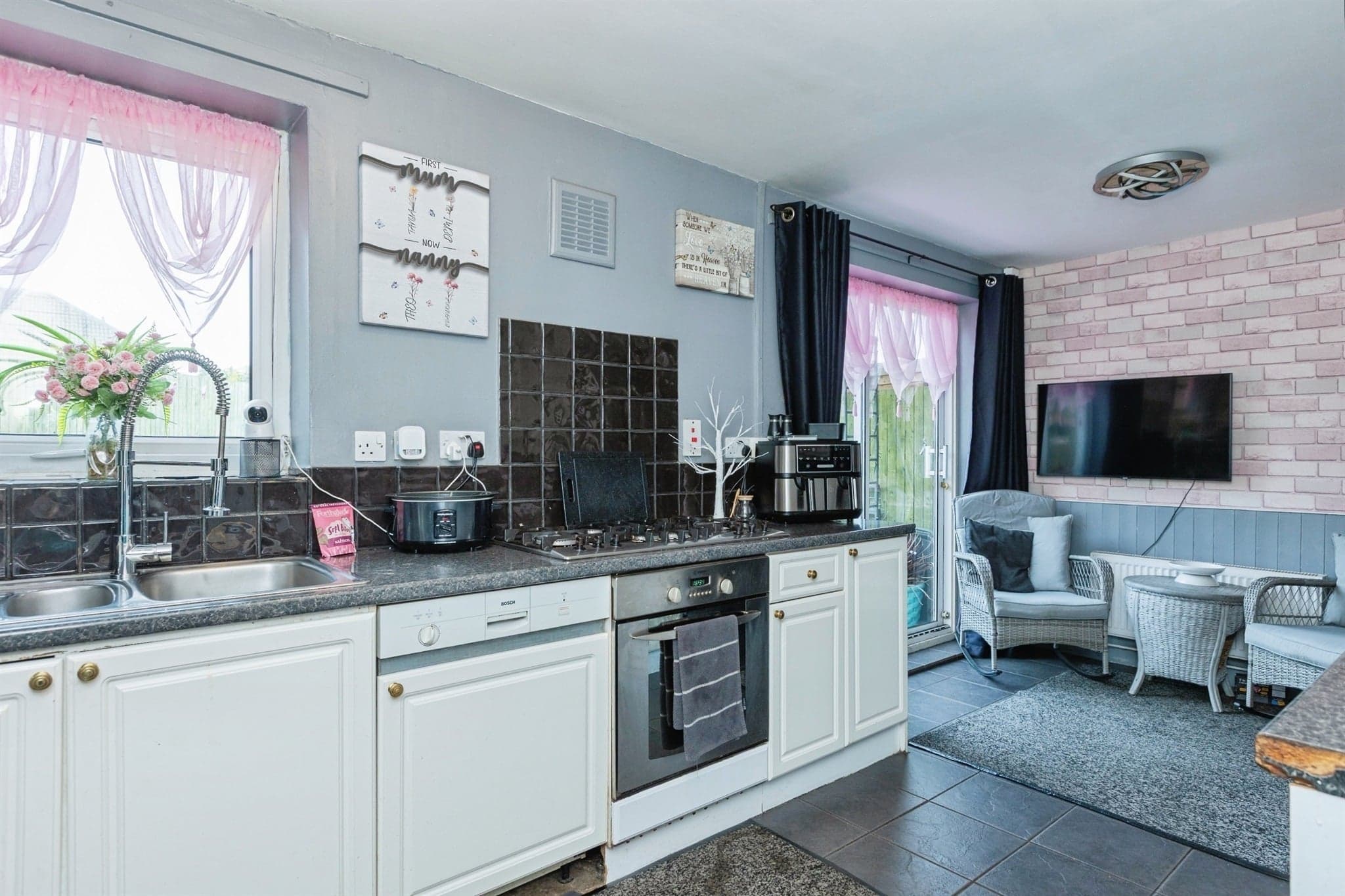 Property at Repington Row, Leicester