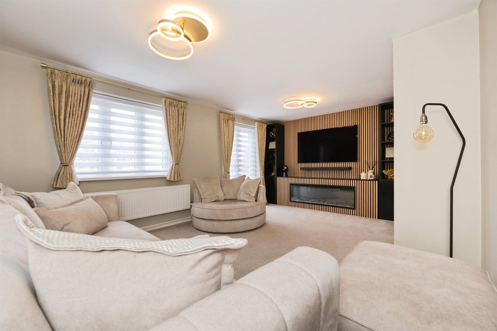 Property at Kendal Avenue, SOUTHAMPTON