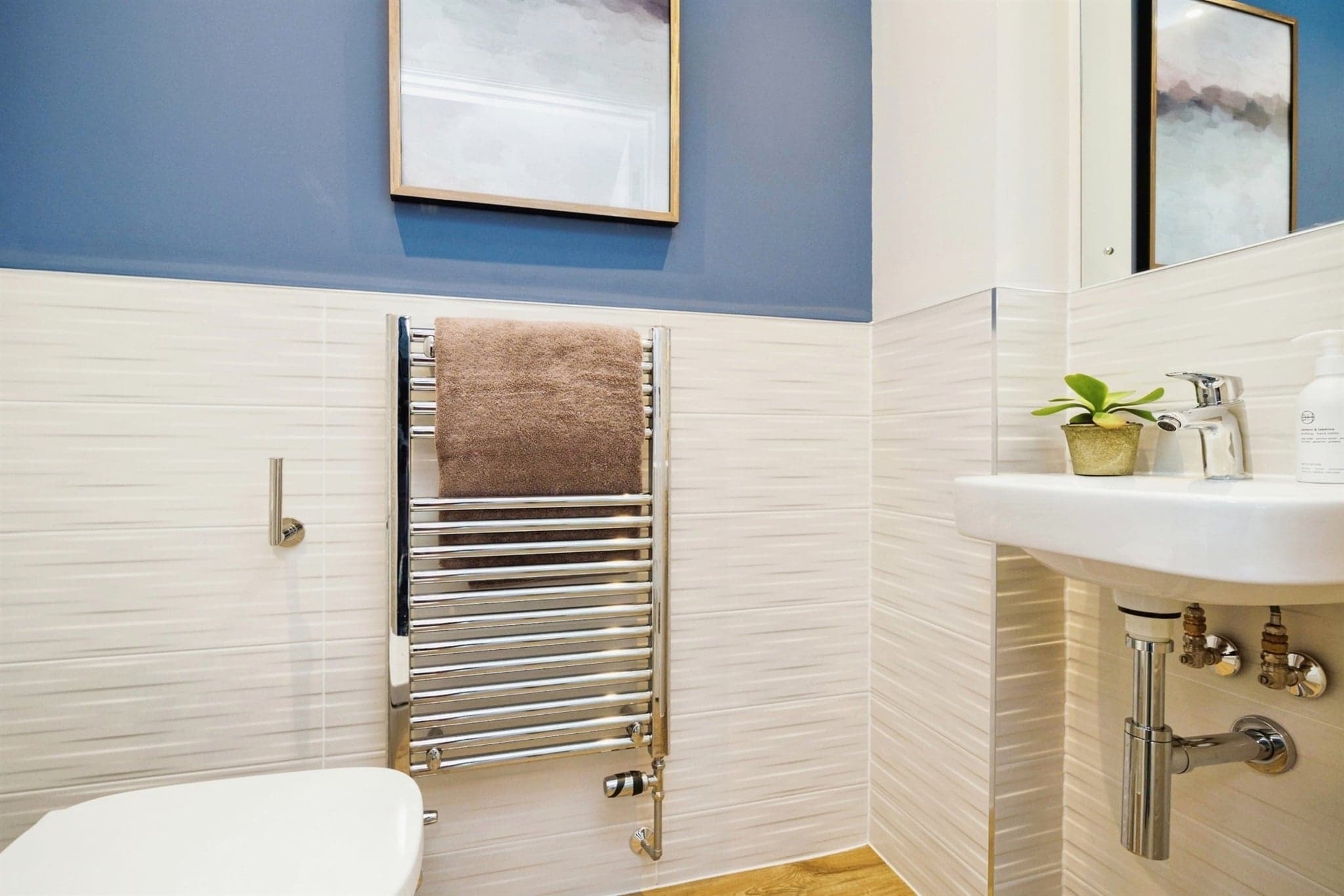 Property at The Nightingales, Crowborough