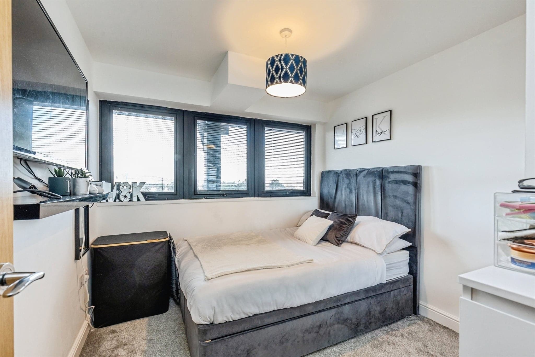 Property at Whitchurch Lane, Bristol