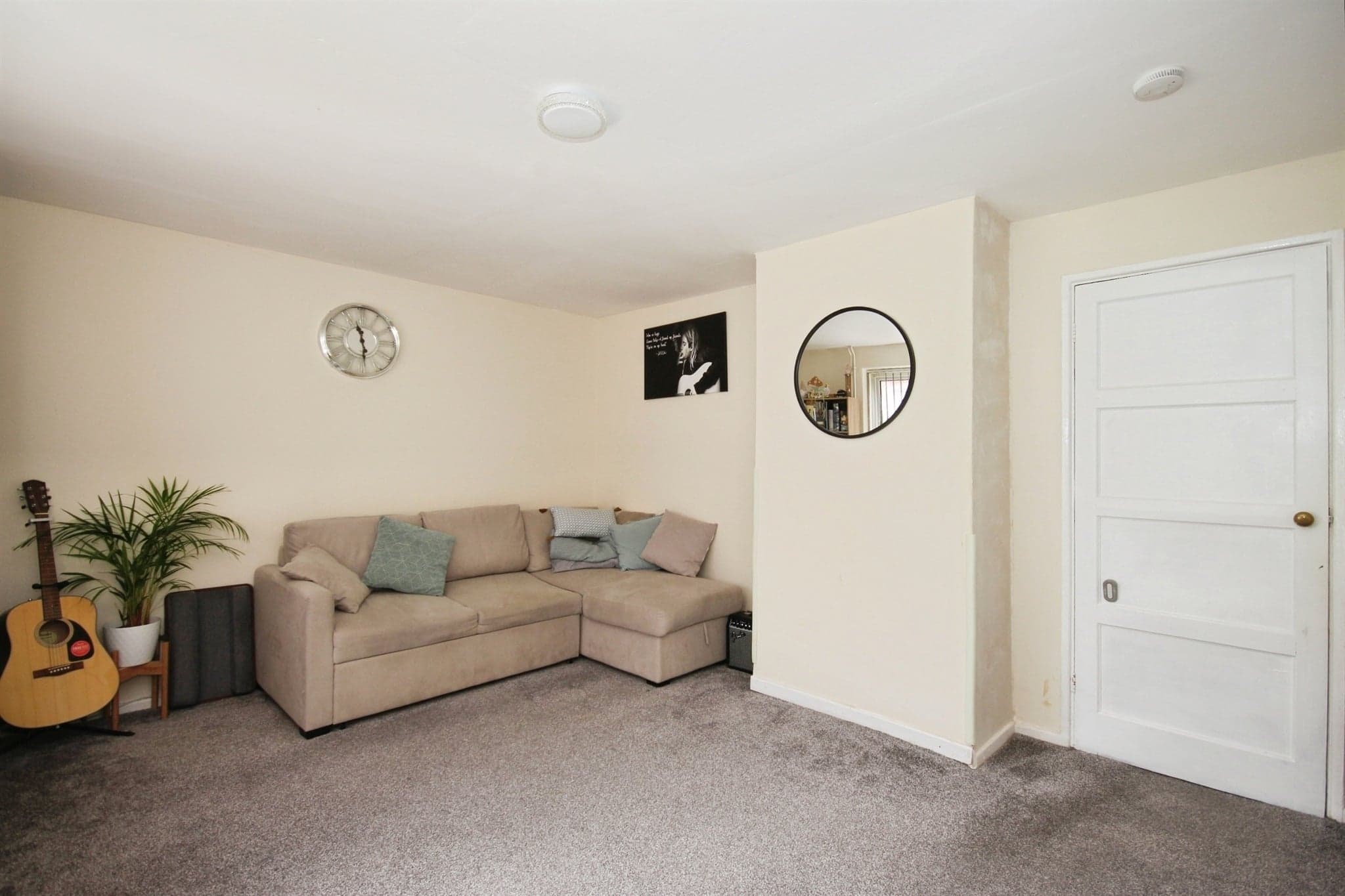 Property at Stretton Crescent, Leamington Spa
