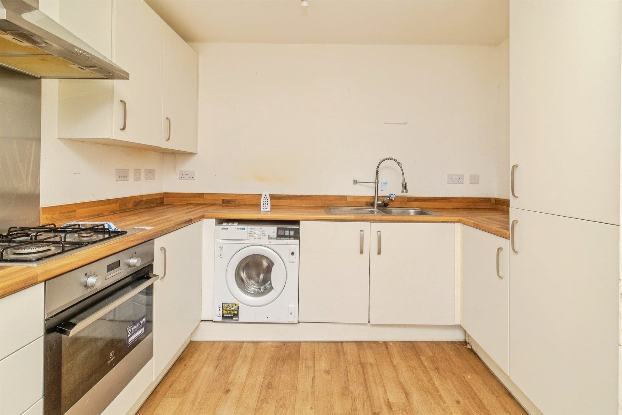 Property at Leigh Woods Place, Silsoe, Bedford