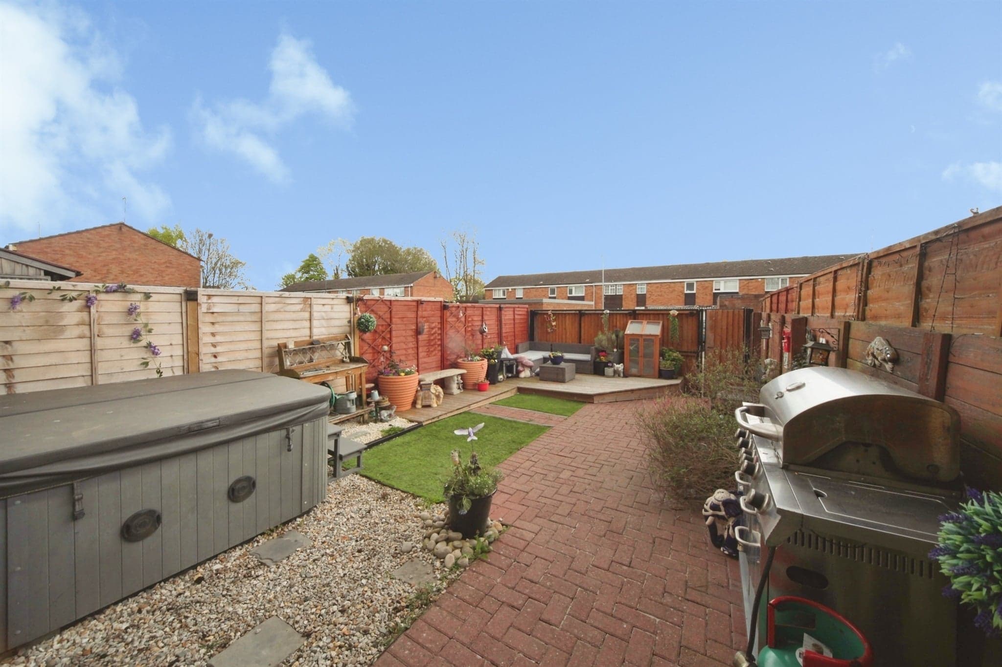 Property at Brentwood Close, Houghton Regis, Dunstable