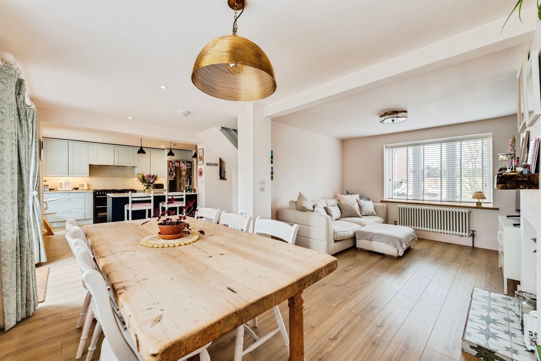 Property at Queens Close, Thame