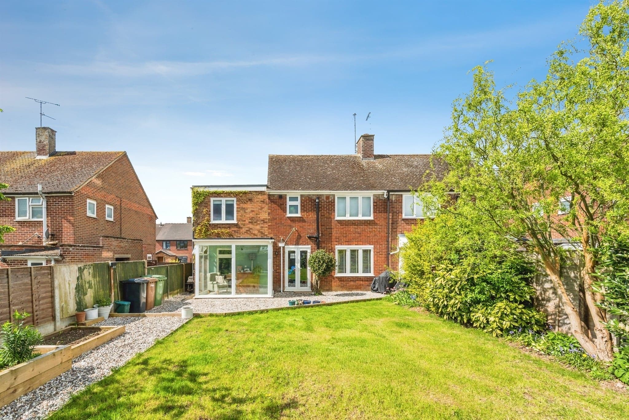 Property at Queens Close, Thame