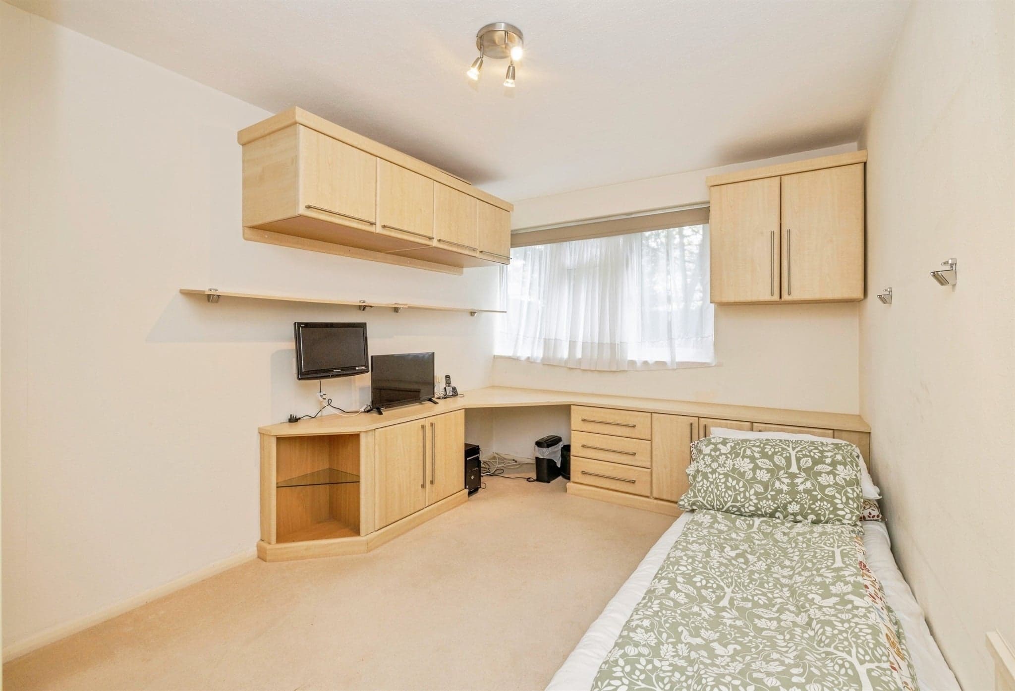 Property at Howton Place, Bushey Heath, Bushey