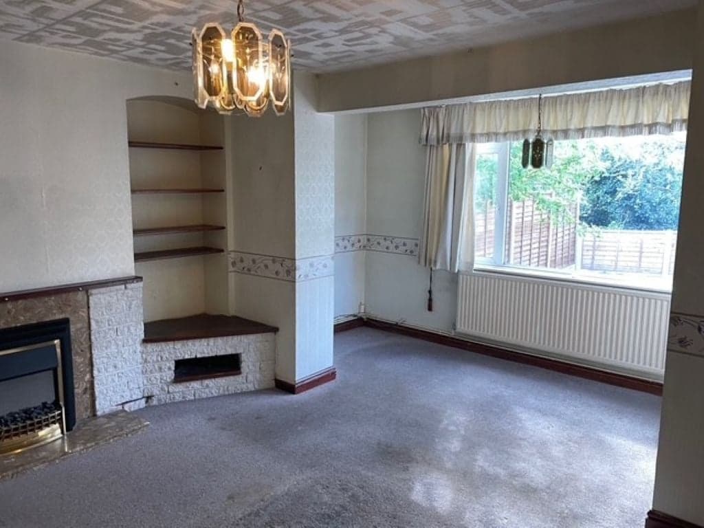 Property at Chelford Crescent, Kingswinford