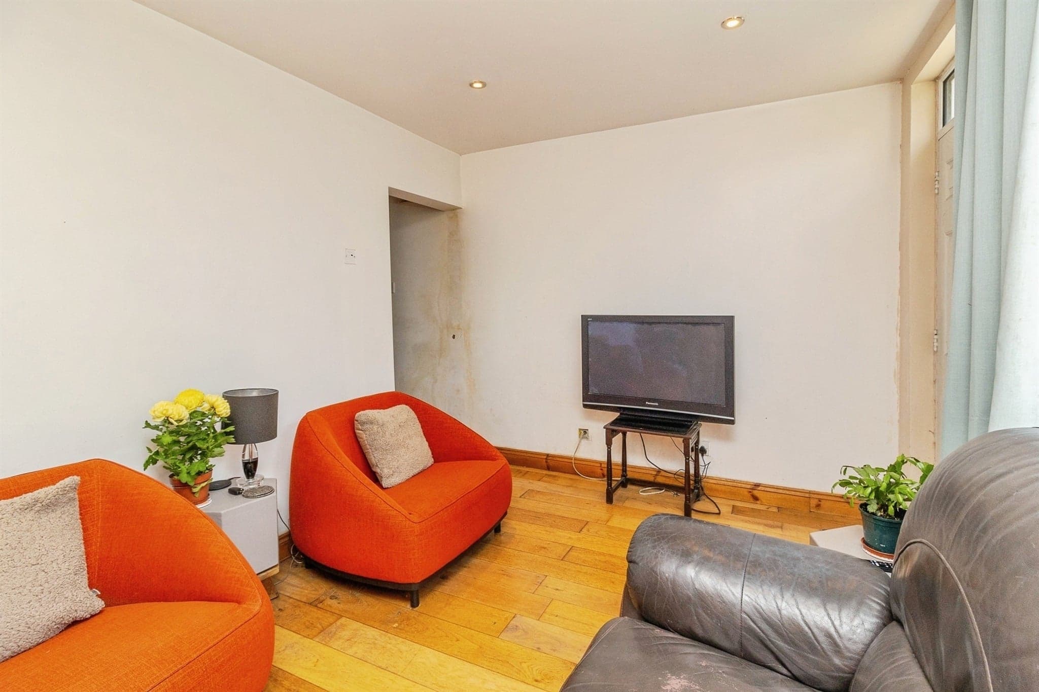 Property at Caldecotte Cottages, Caldecotte, Milton Keynes