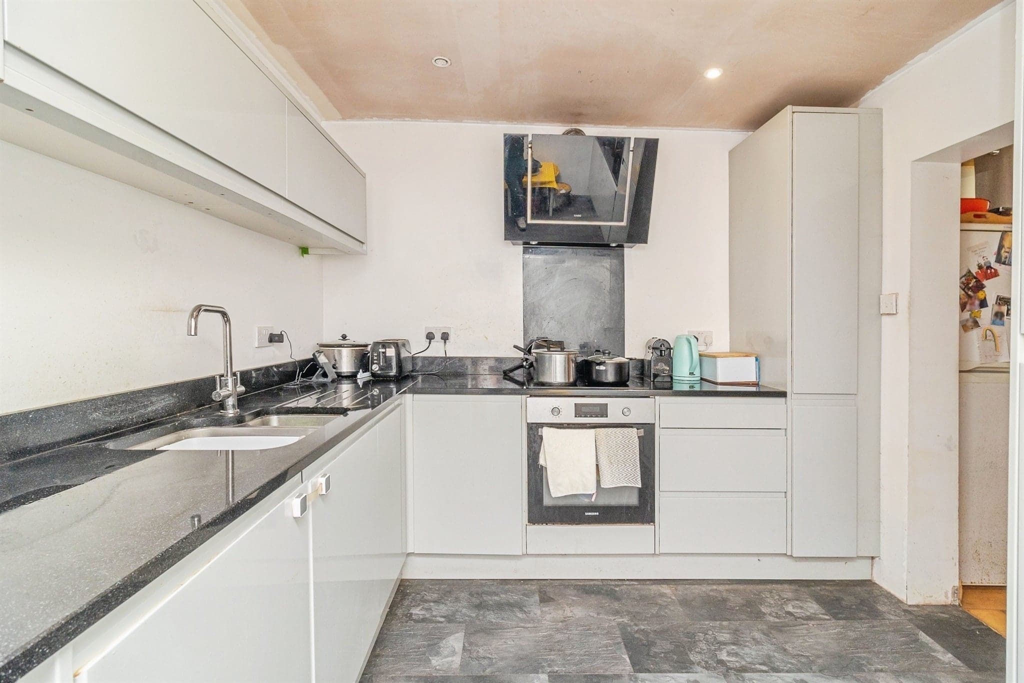 Property at Caldecotte Cottages, Caldecotte, Milton Keynes