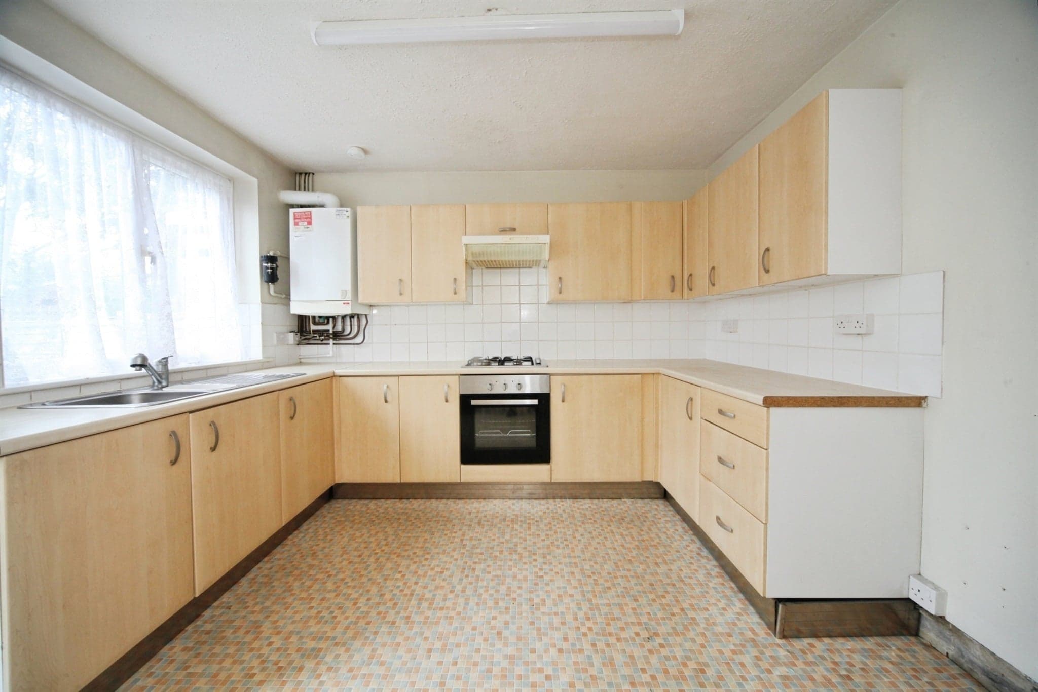 Property at Pomfret Avenue, Luton