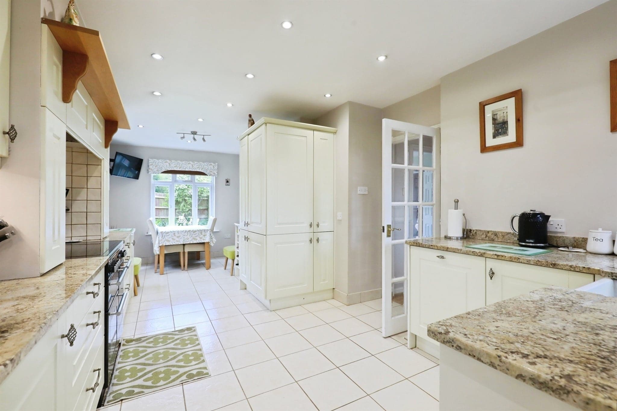 Property at Leys Close, Northend, Southam