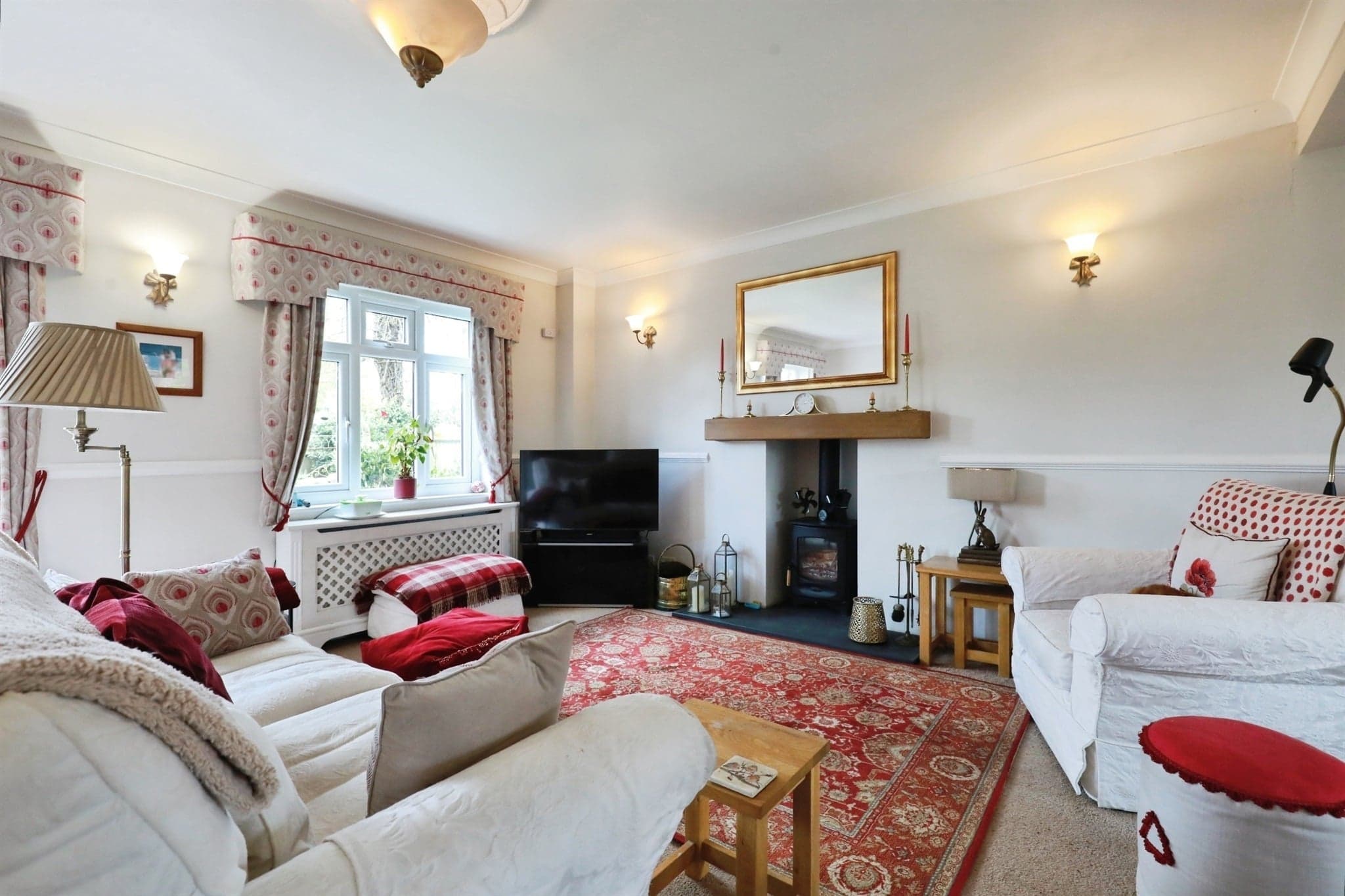 Property at Leys Close, Northend, Southam