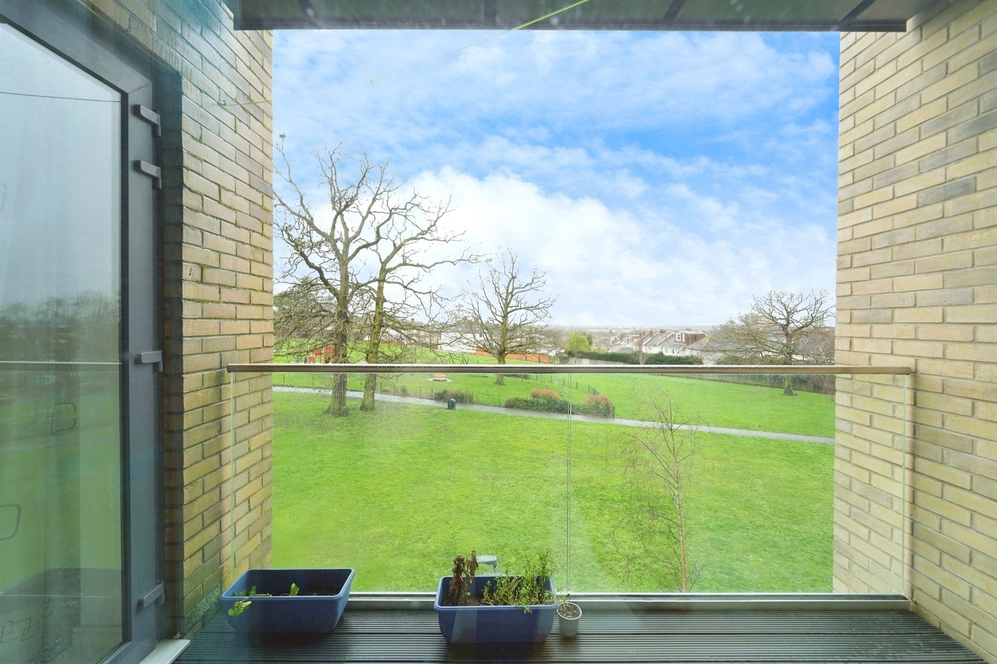 Property at Ridding Lane, Greenford