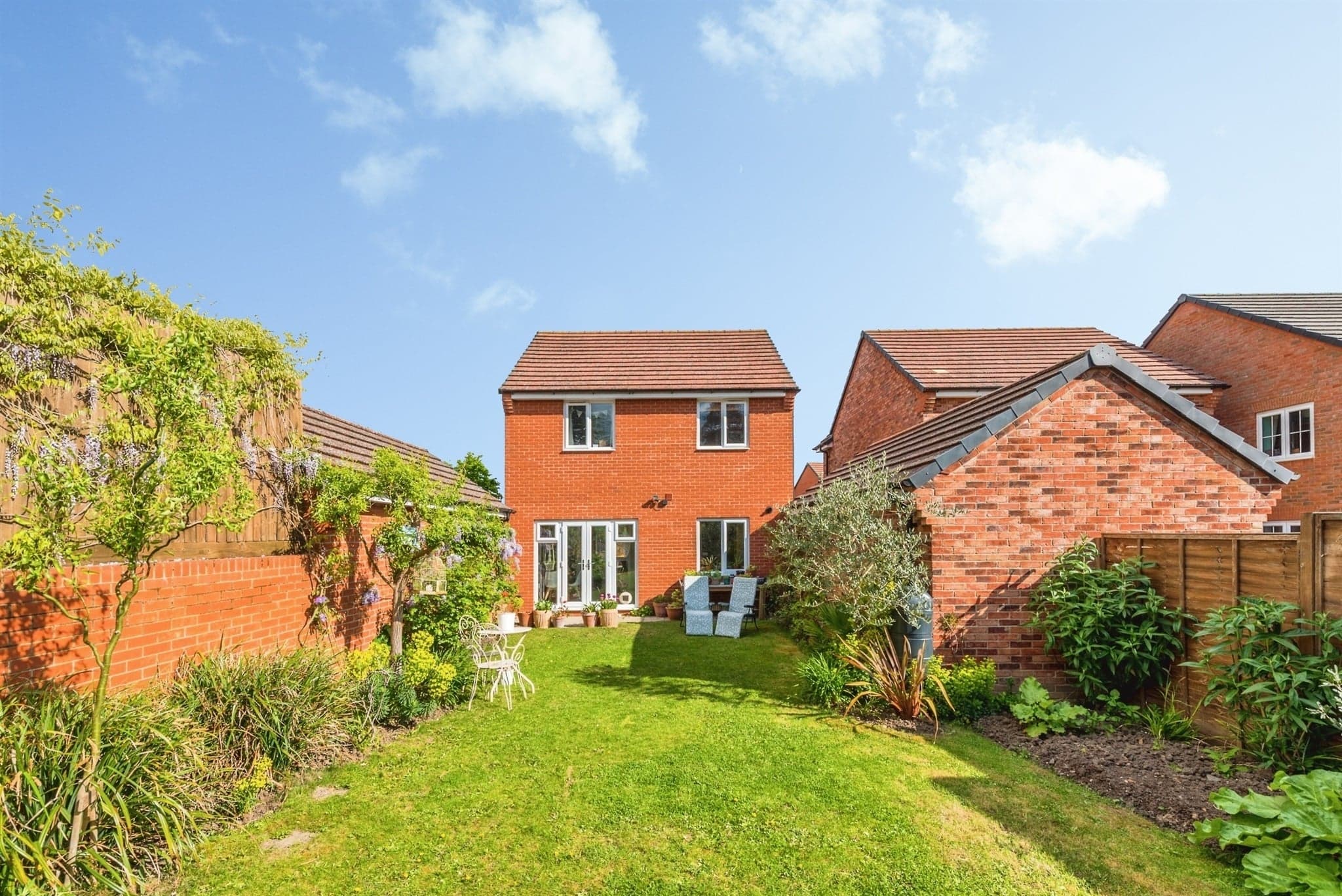 Property at Weavers Branch, Thame