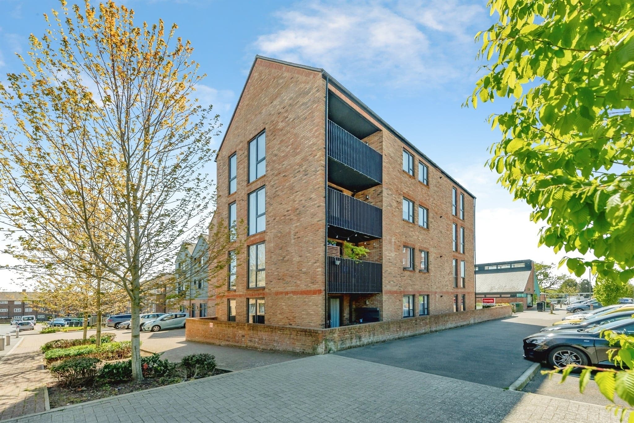 Property at Nailsworth Crescent, Merstham, Redhill