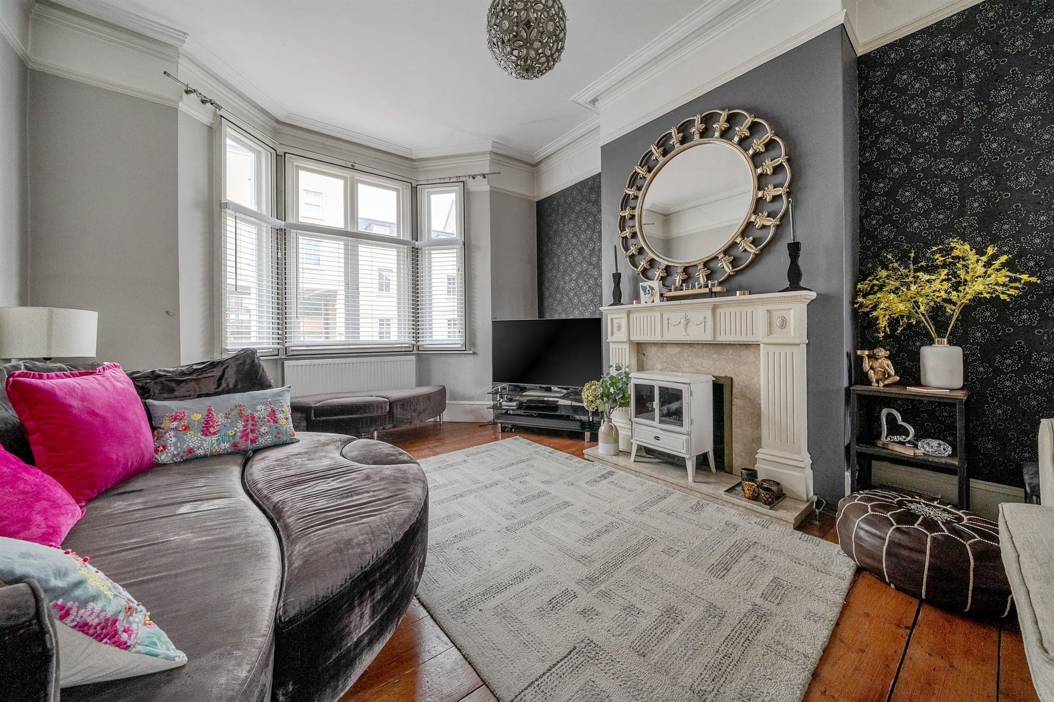 Property at Clarendon Avenue, Leamington Spa
