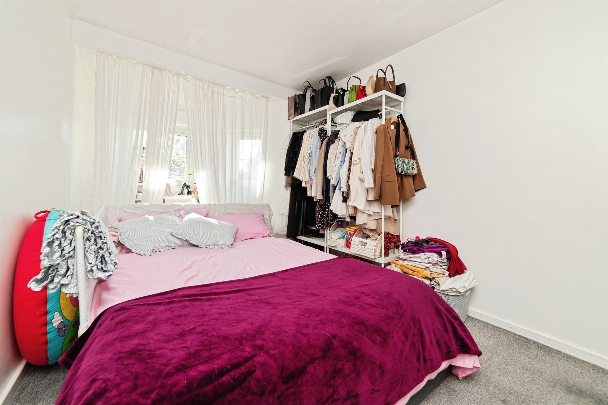 Property at Broadwater Crescent, Welwyn Garden City