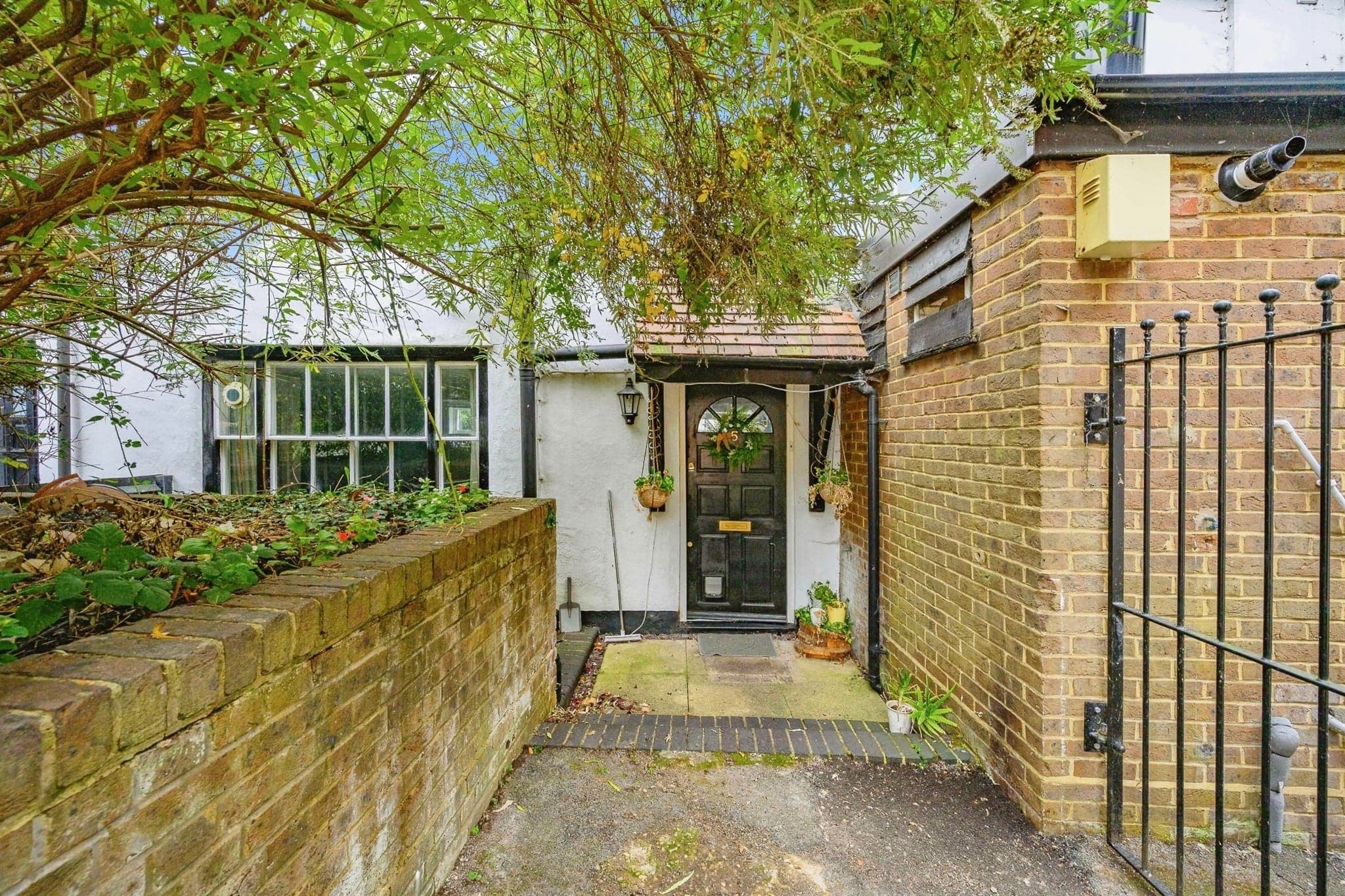 Property at High Street, Hemel Hempstead