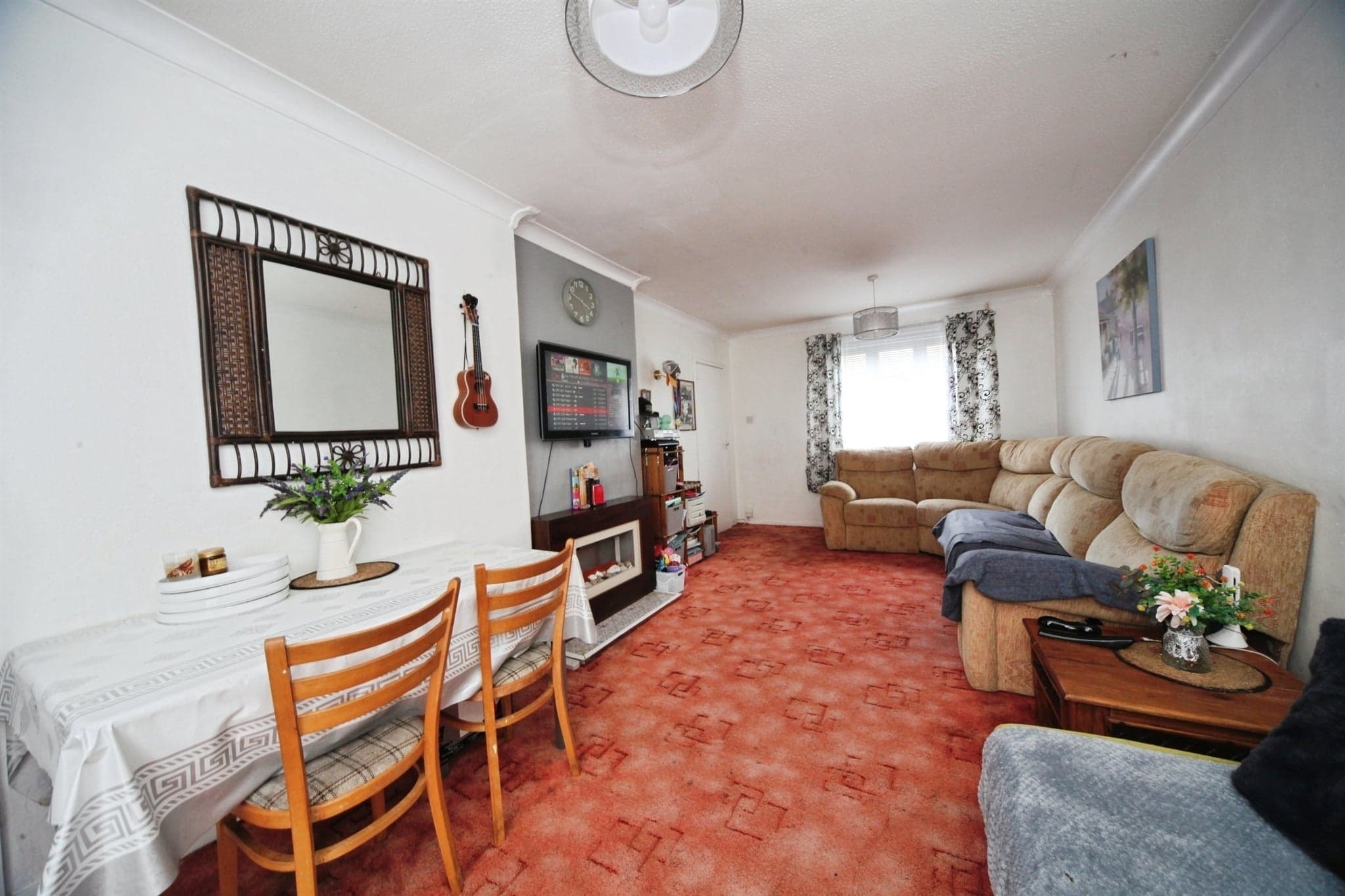 Property at Ferrars Close, Luton