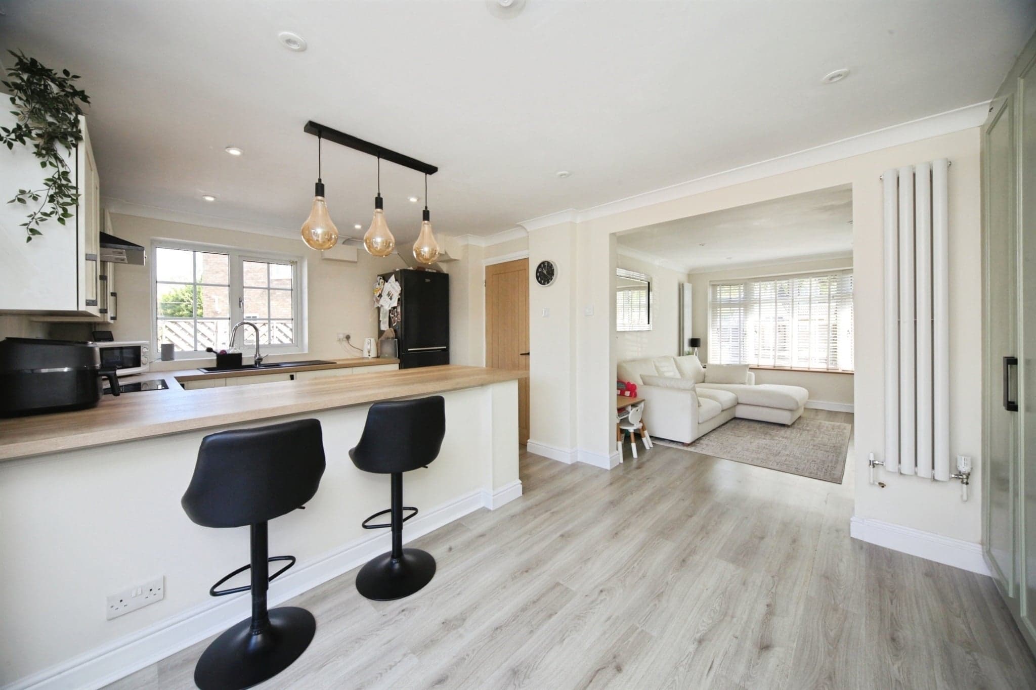 Property at Edgewood Drive, Luton