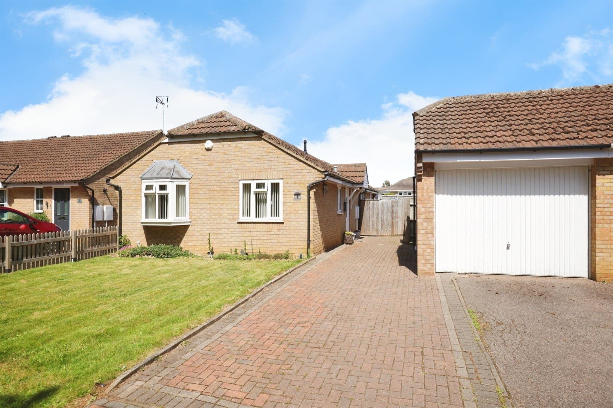 Property at Horton Close, Middleton Cheney, Banbury