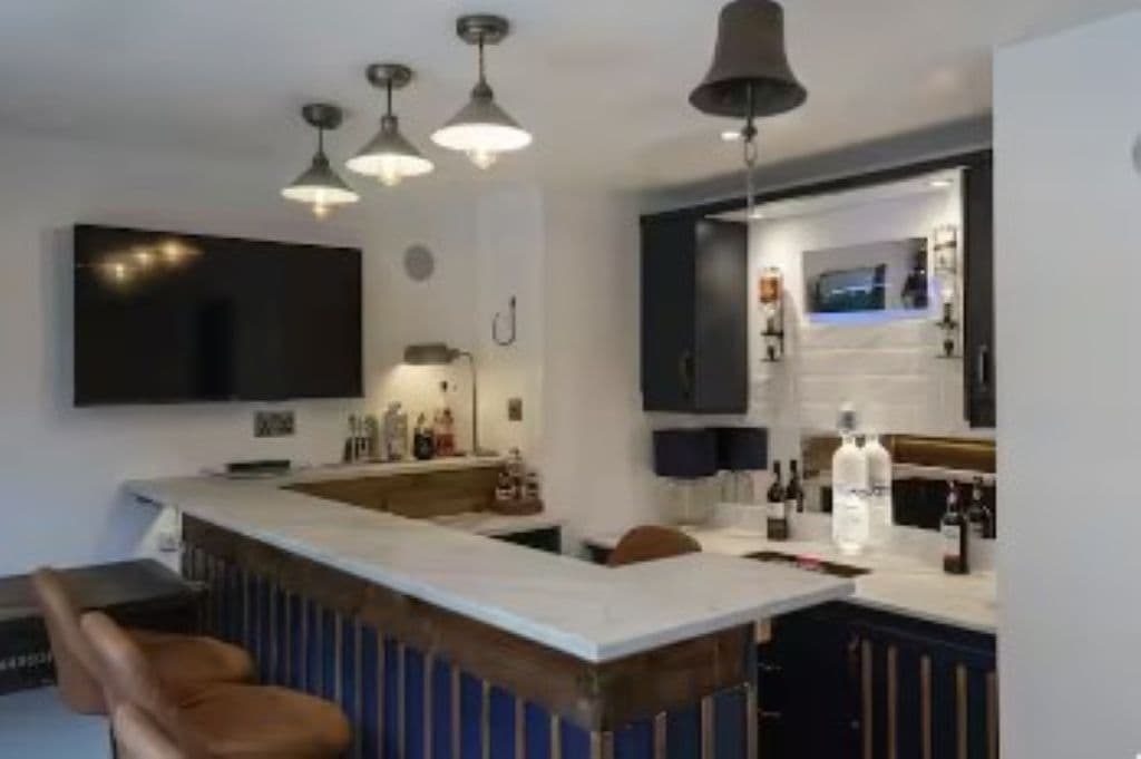 Property at Ashcombe Crescent, Witney