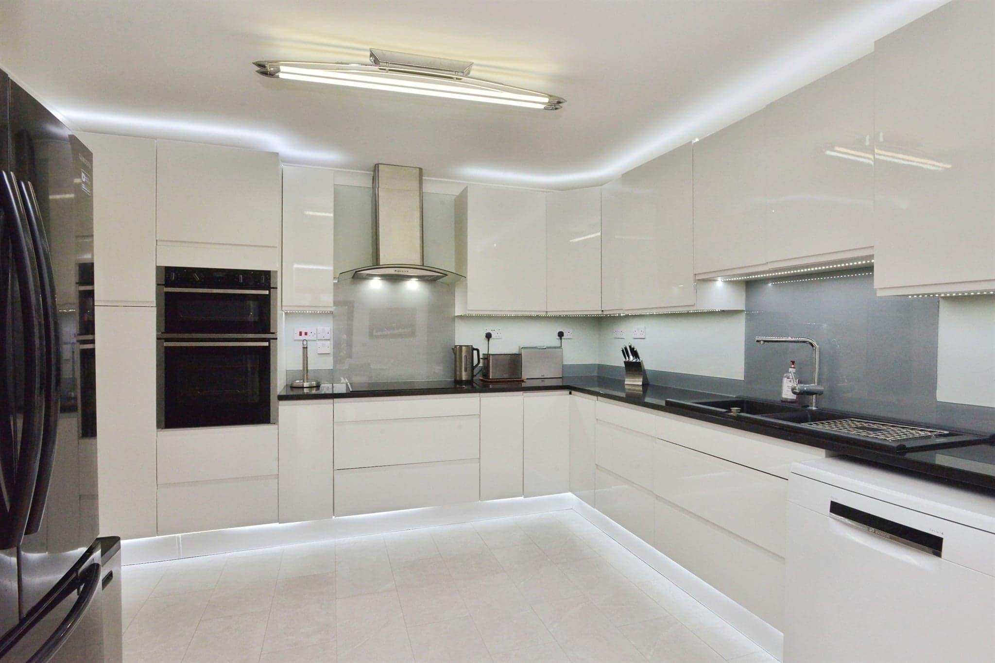 Property at Broadway Avenue, Giffard Park, Milton Keynes