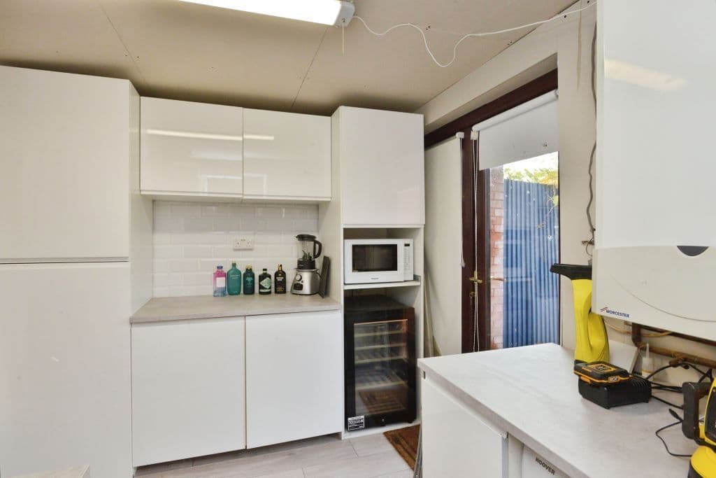 Property at Broadway Avenue, Giffard Park, Milton Keynes