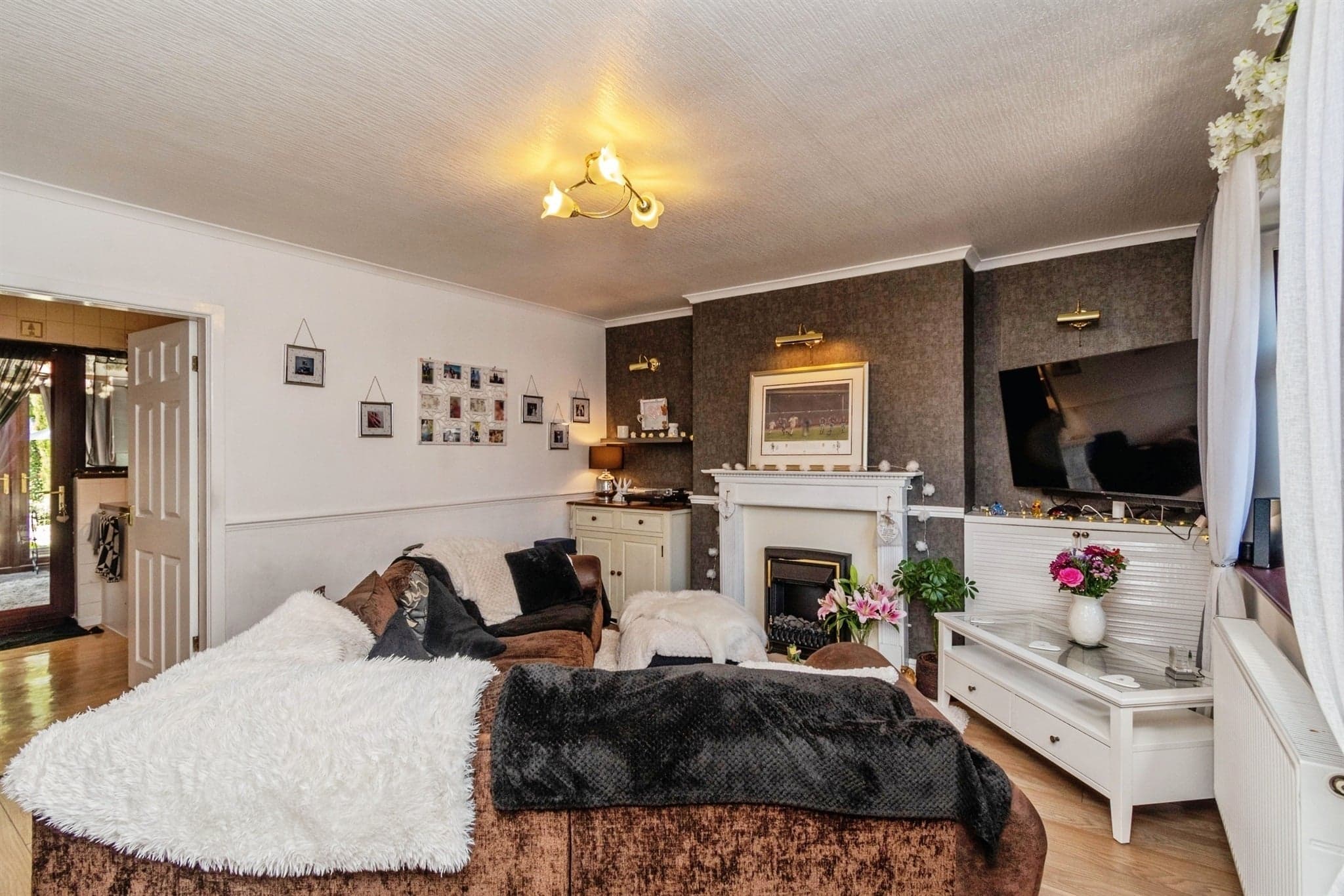Property at Heathfield Lane West, Wednesbury