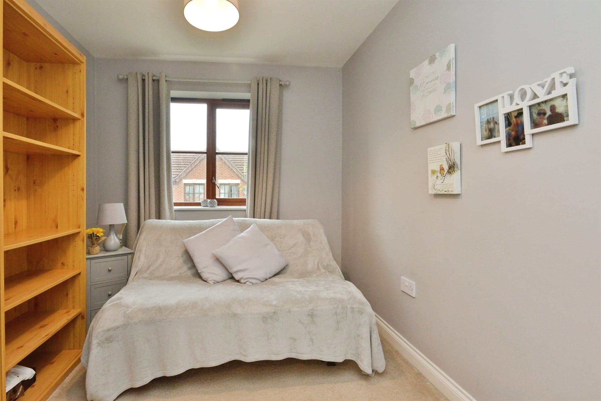 Property at Miserden Crescent, Westcroft, Milton Keynes
