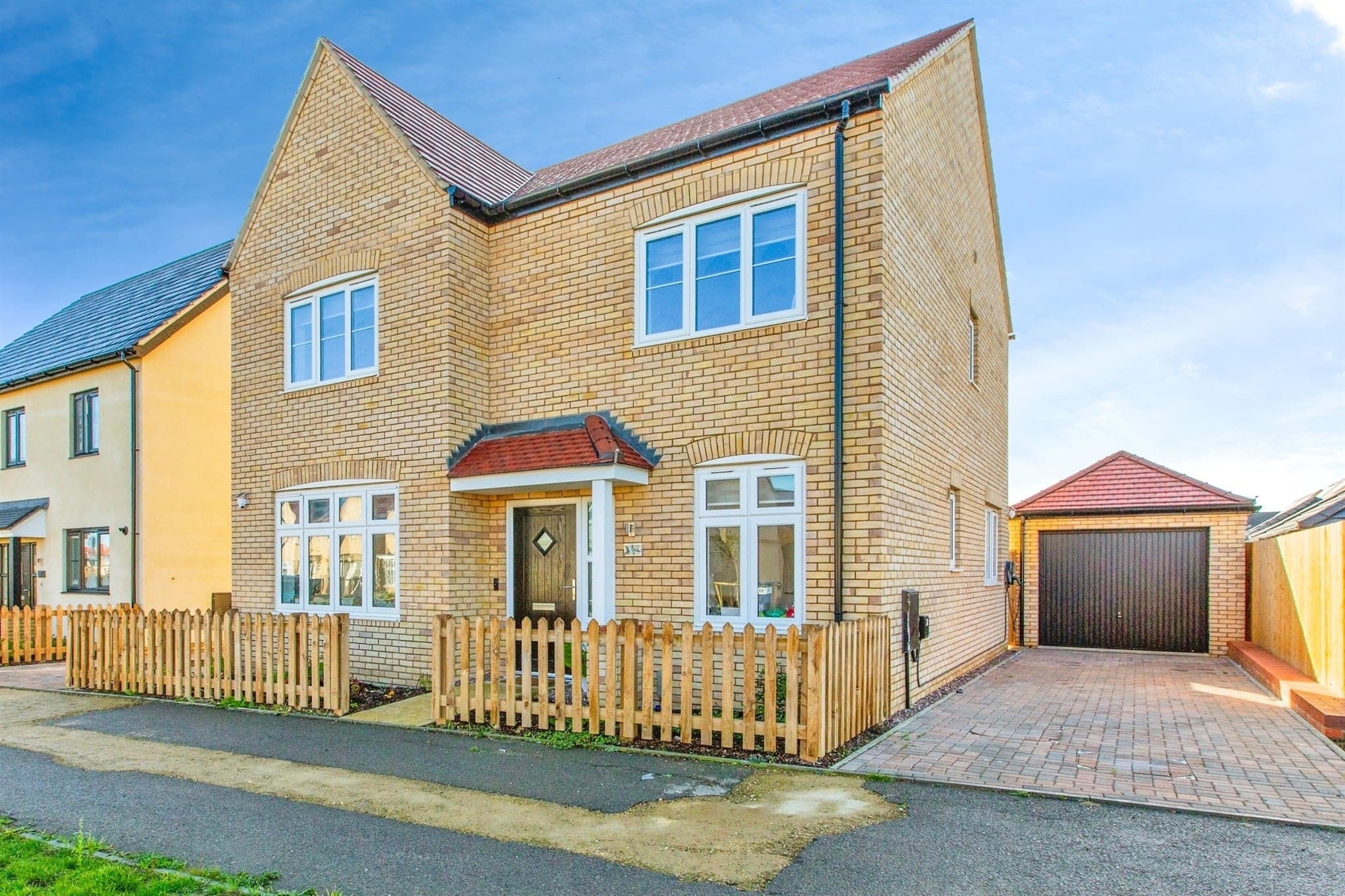 Property at Cavell Avenue, West Cambourne, Cambridge