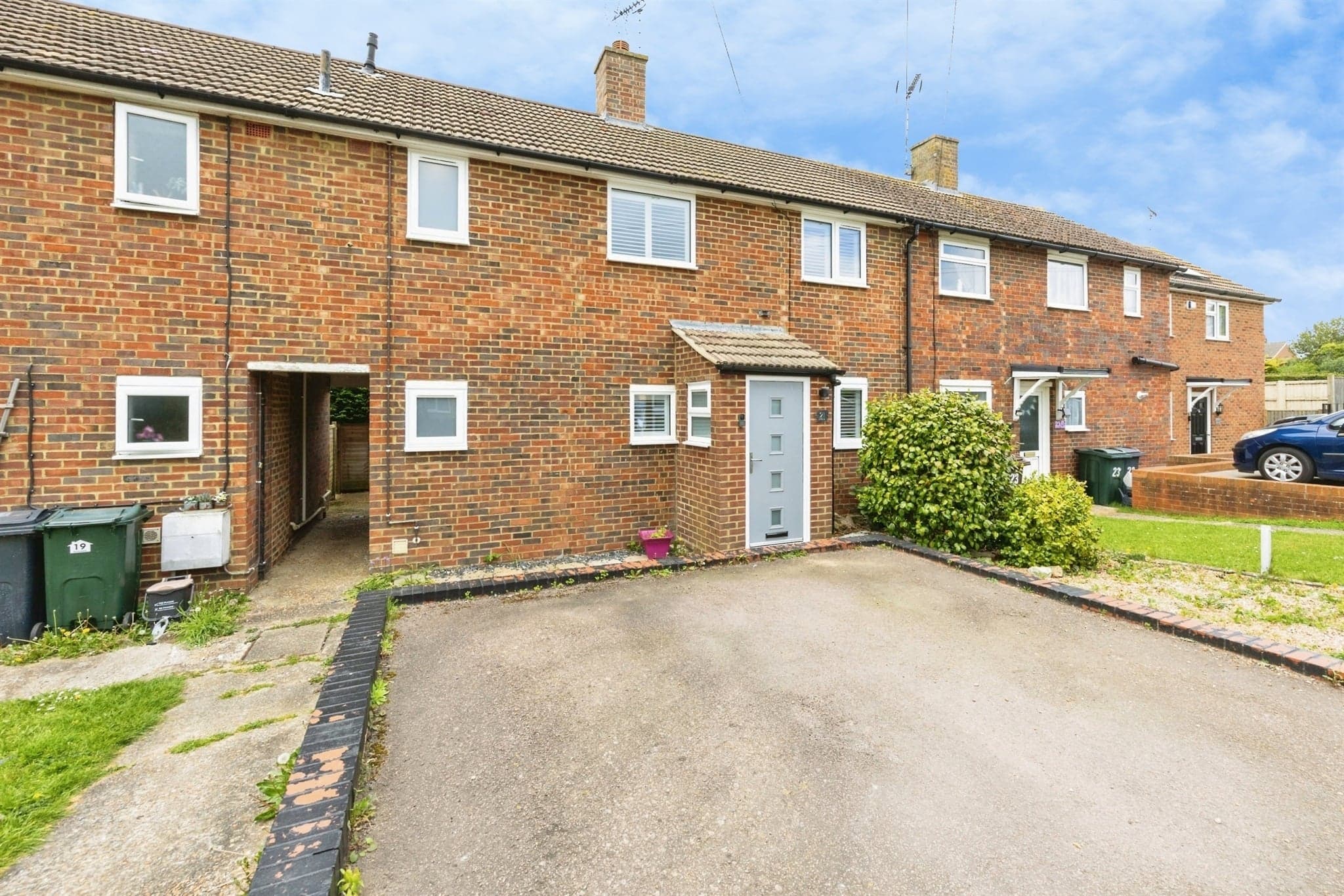 Property at Nettlefield, Kennington, Ashford