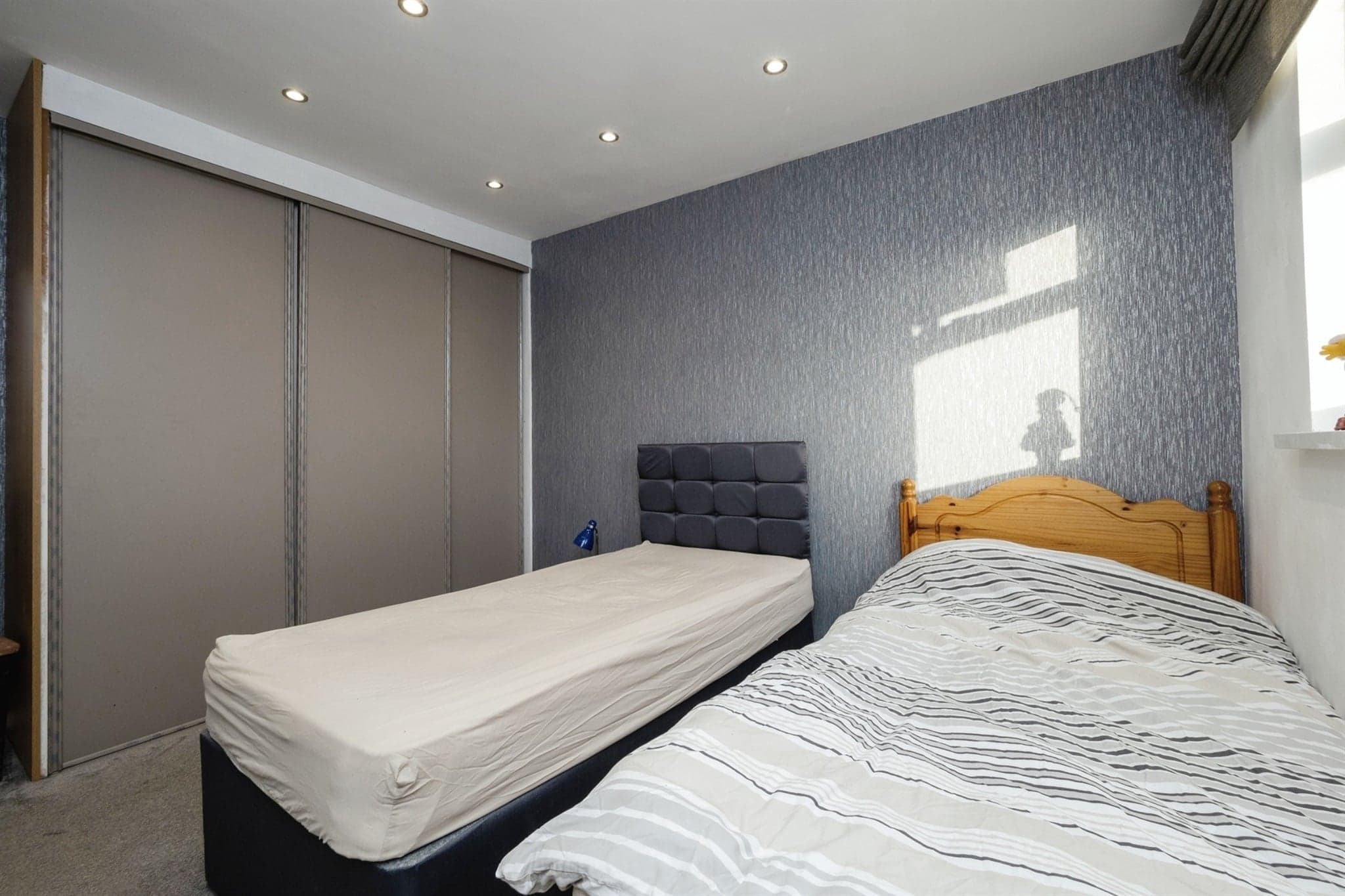 Property at Queen Elizabeth Drive, Paignton