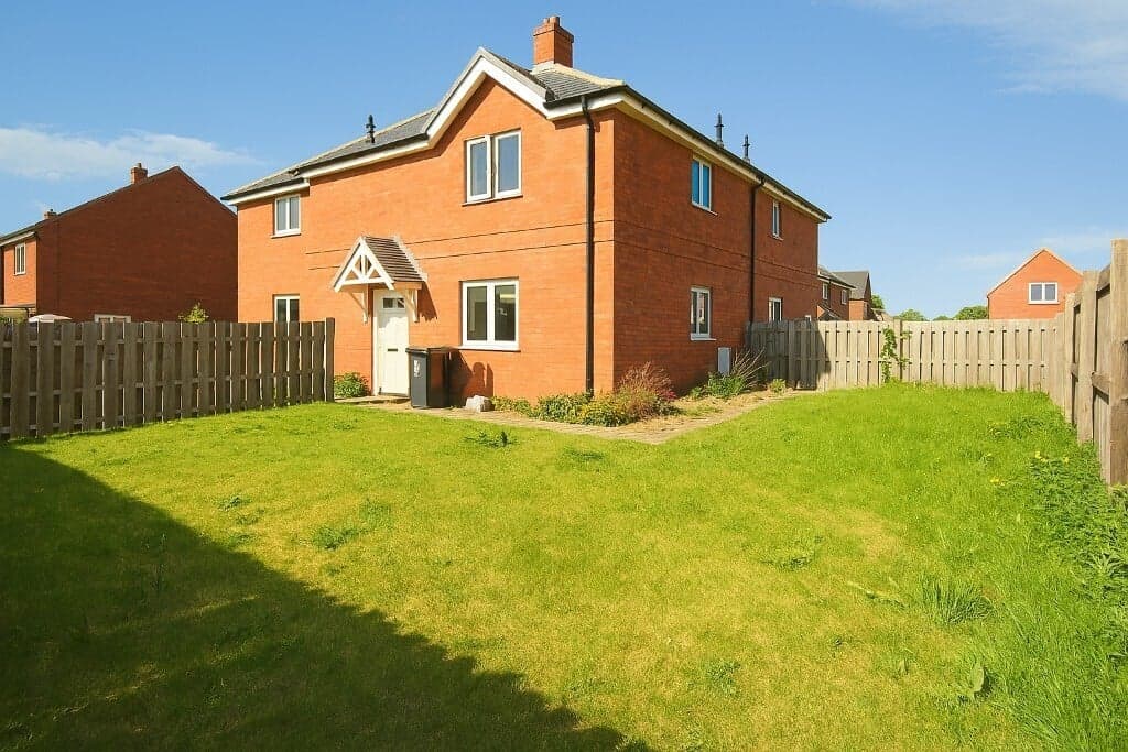 Property at Scarrots Street, Tiddington, Stratford-Upon-Avon