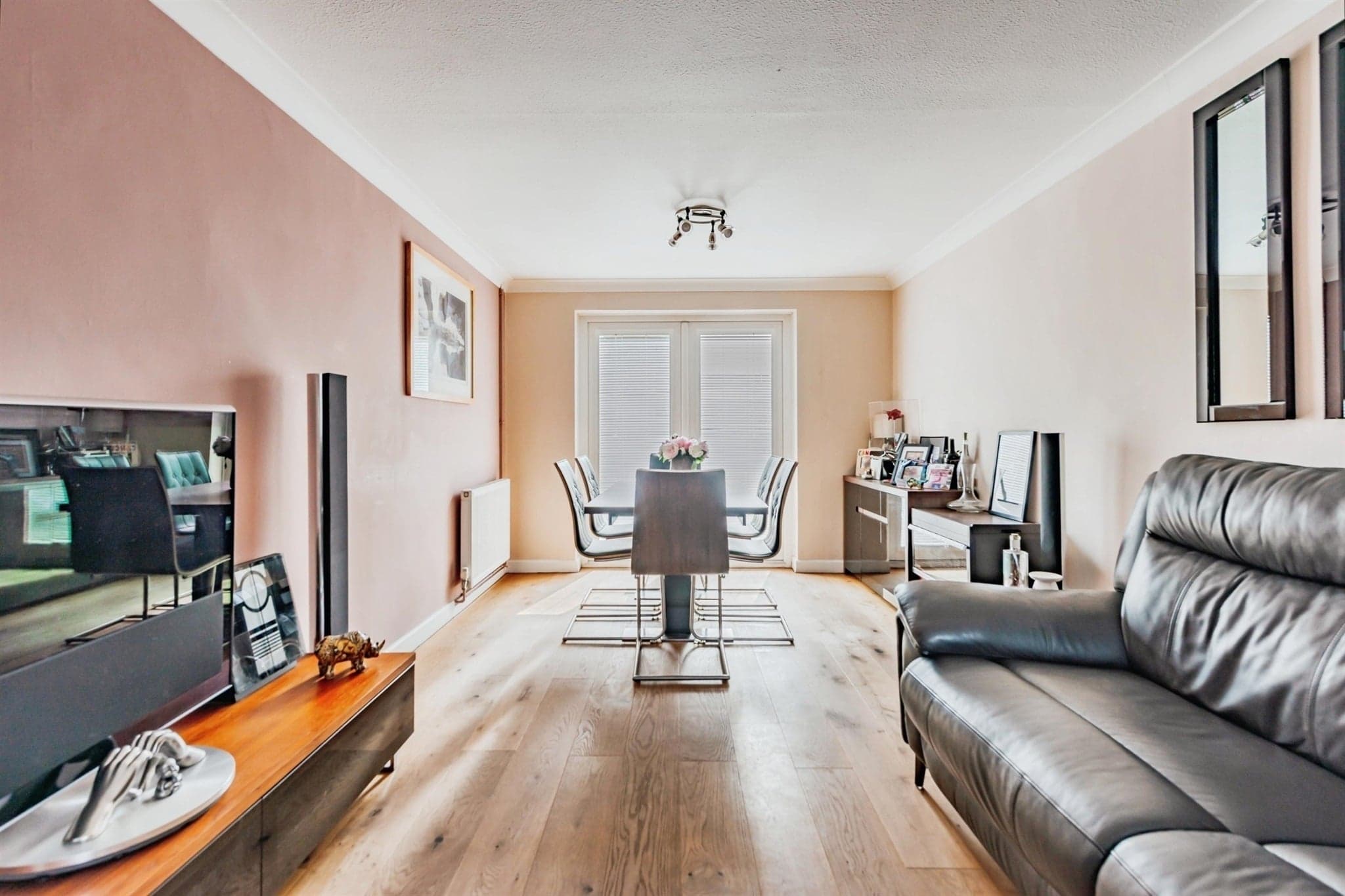 Property at Fairway Close, Copthorne, Crawley
