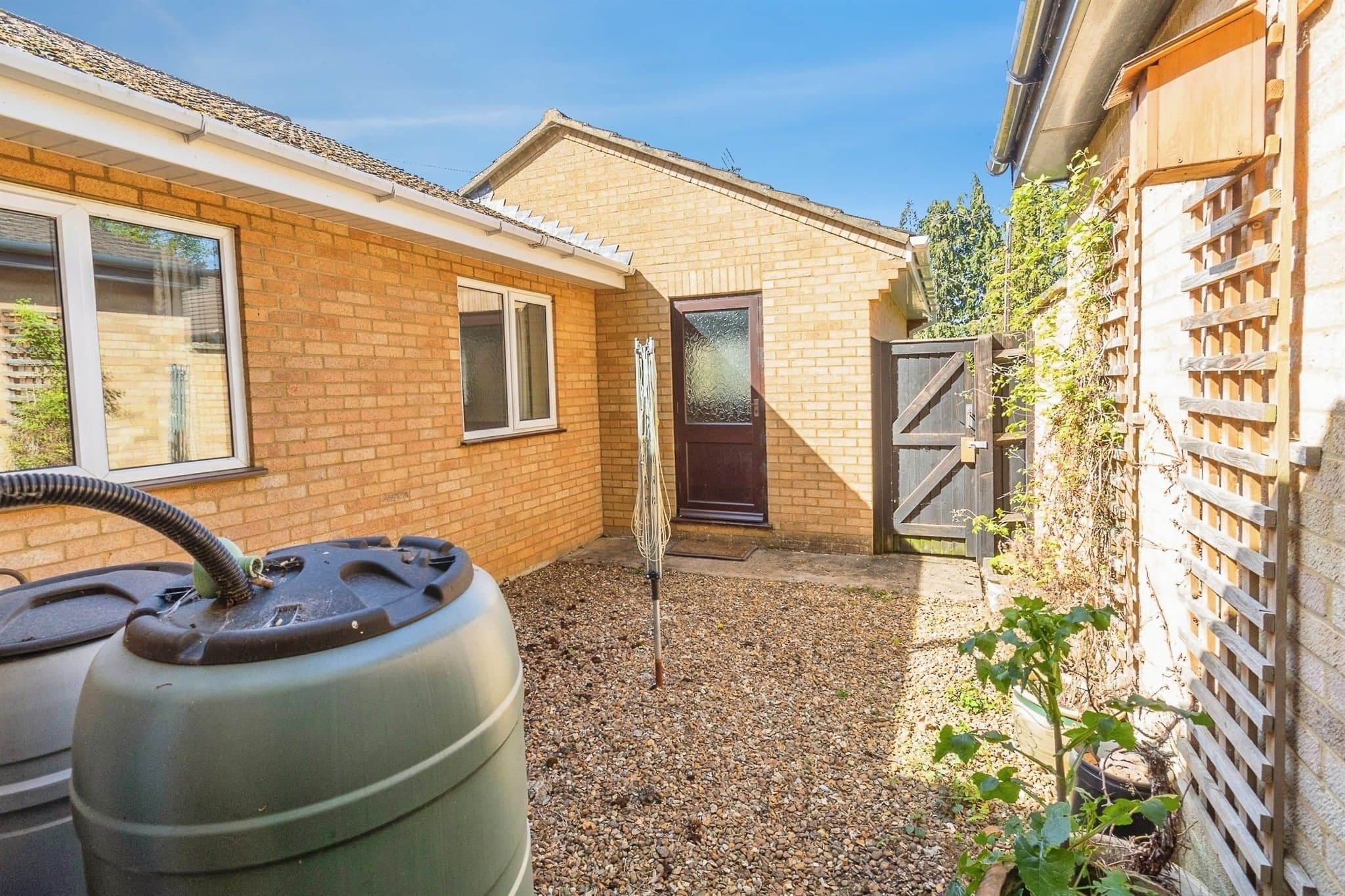 Property at Reach Lane, Heath And Reach, Leighton Buzzard