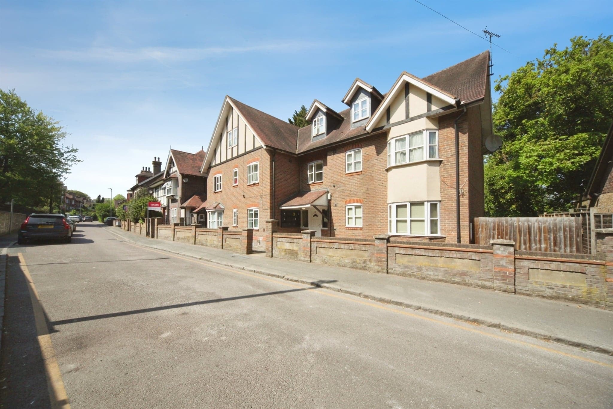 Property at Downs Road, Luton