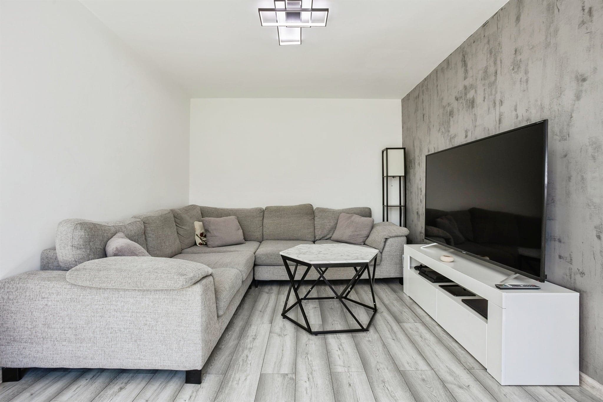 Property at Queensway, Melton Mowbray