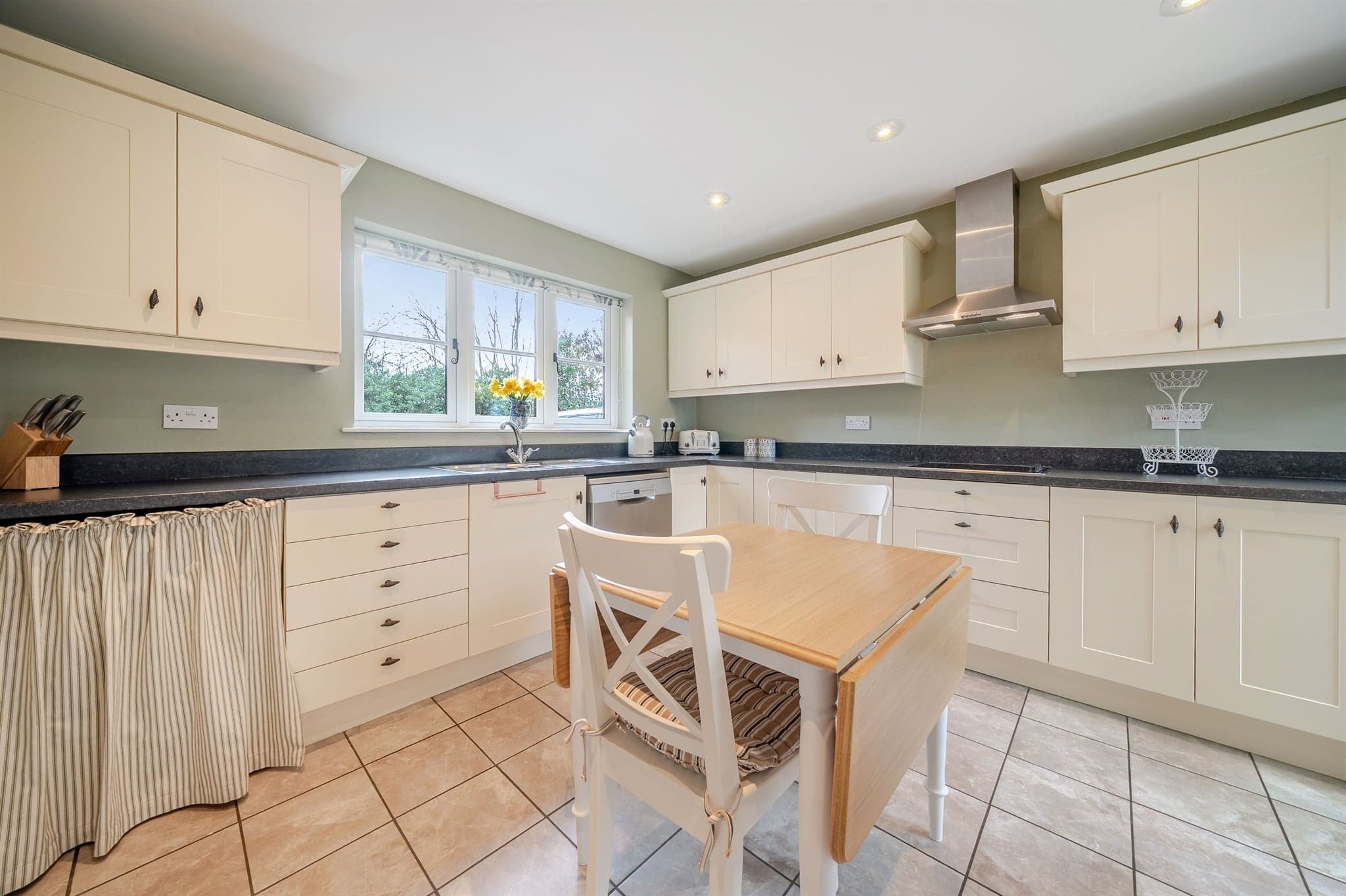 Property at School Lane, Beausale, Warwick