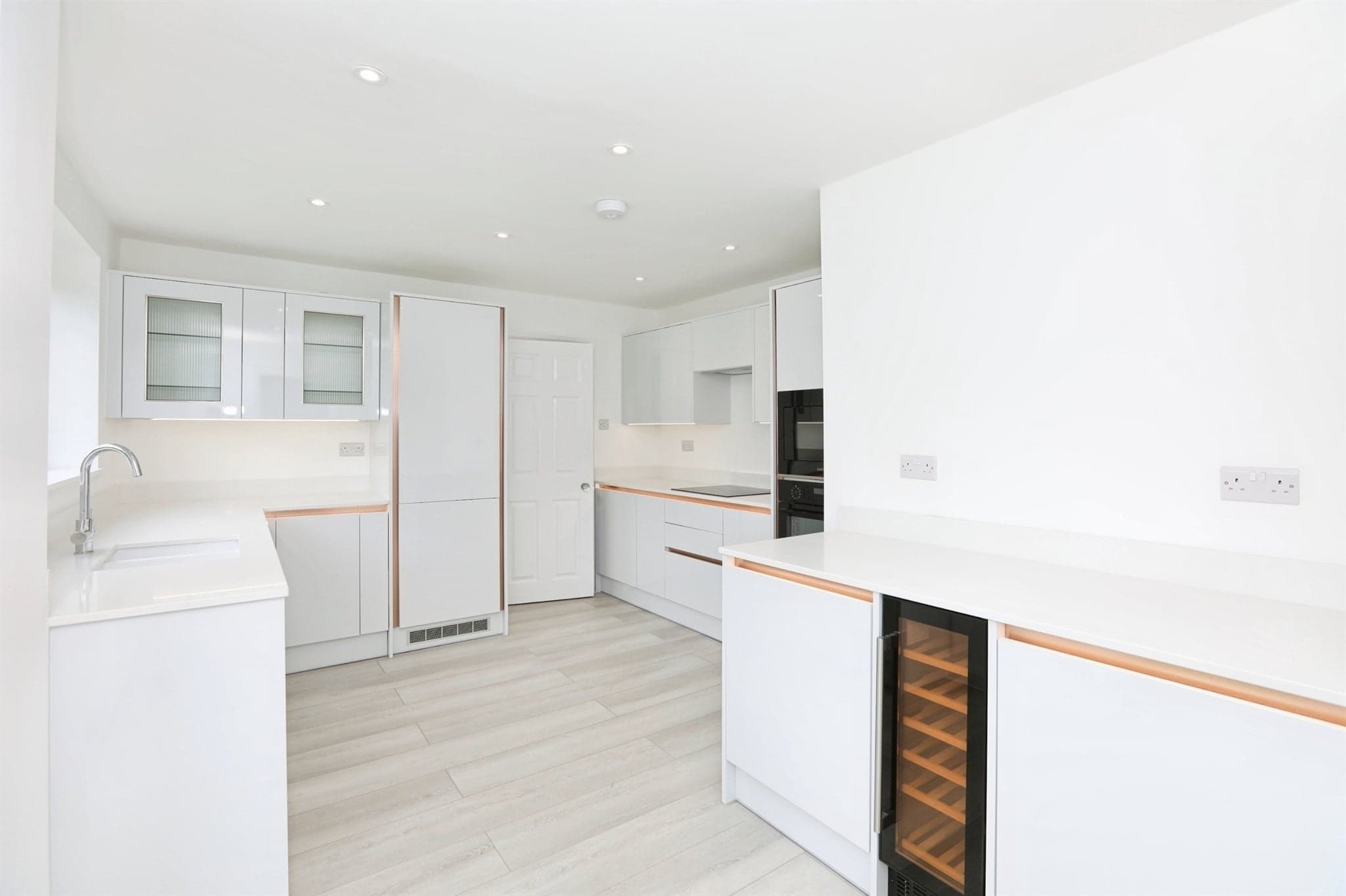 Property at Kinnibrugh Drive, Dormansland, Lingfield