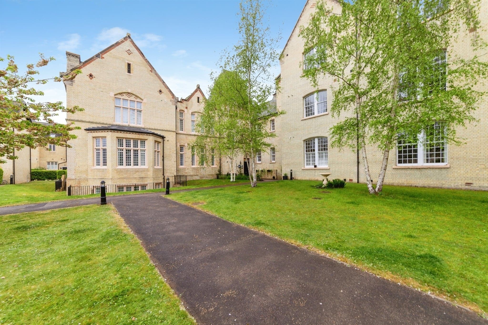 Property at Kingsley Avenue, Fairfield Hall, Hitchin