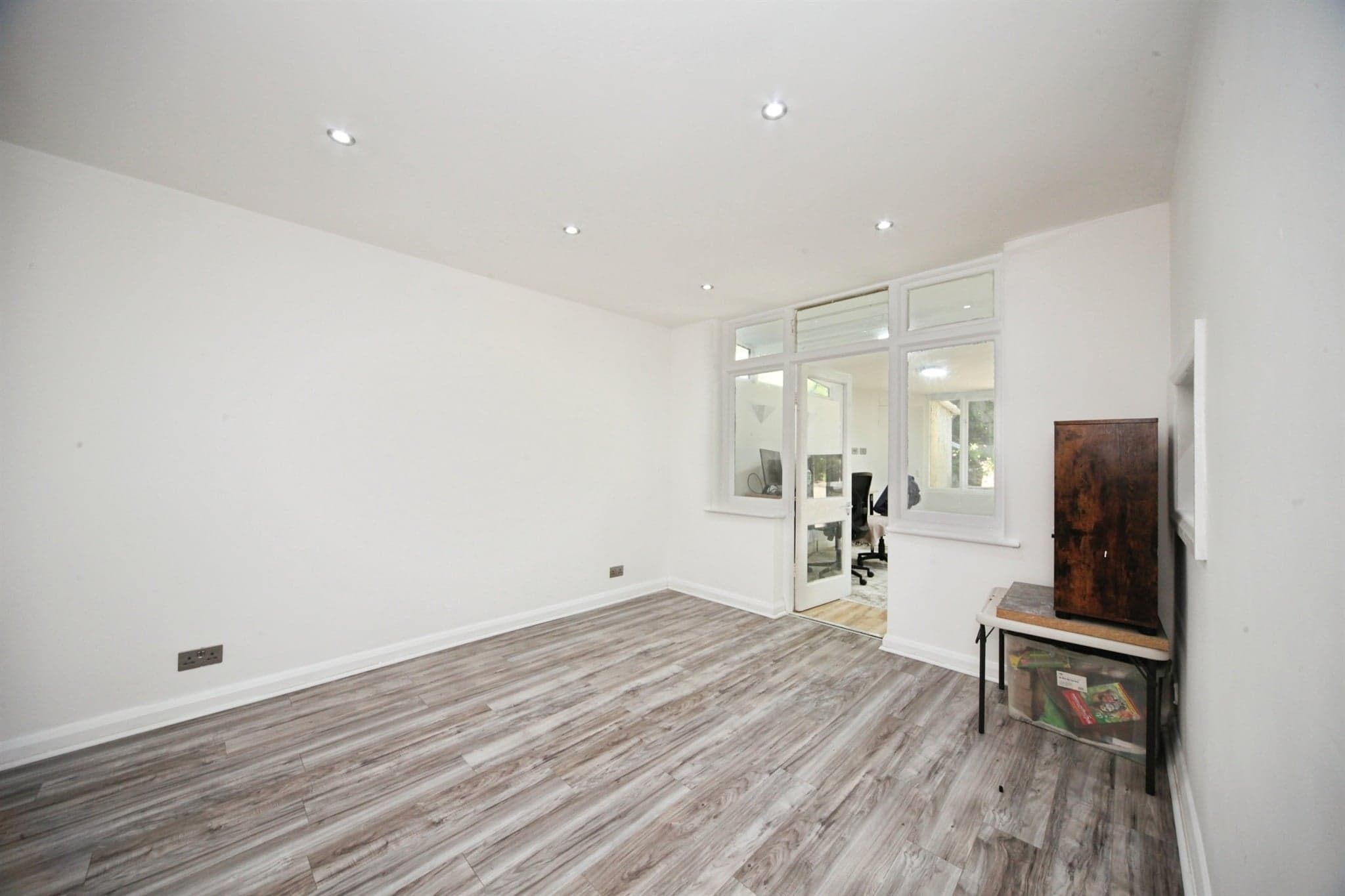 Property at Cutenhoe Road, Luton